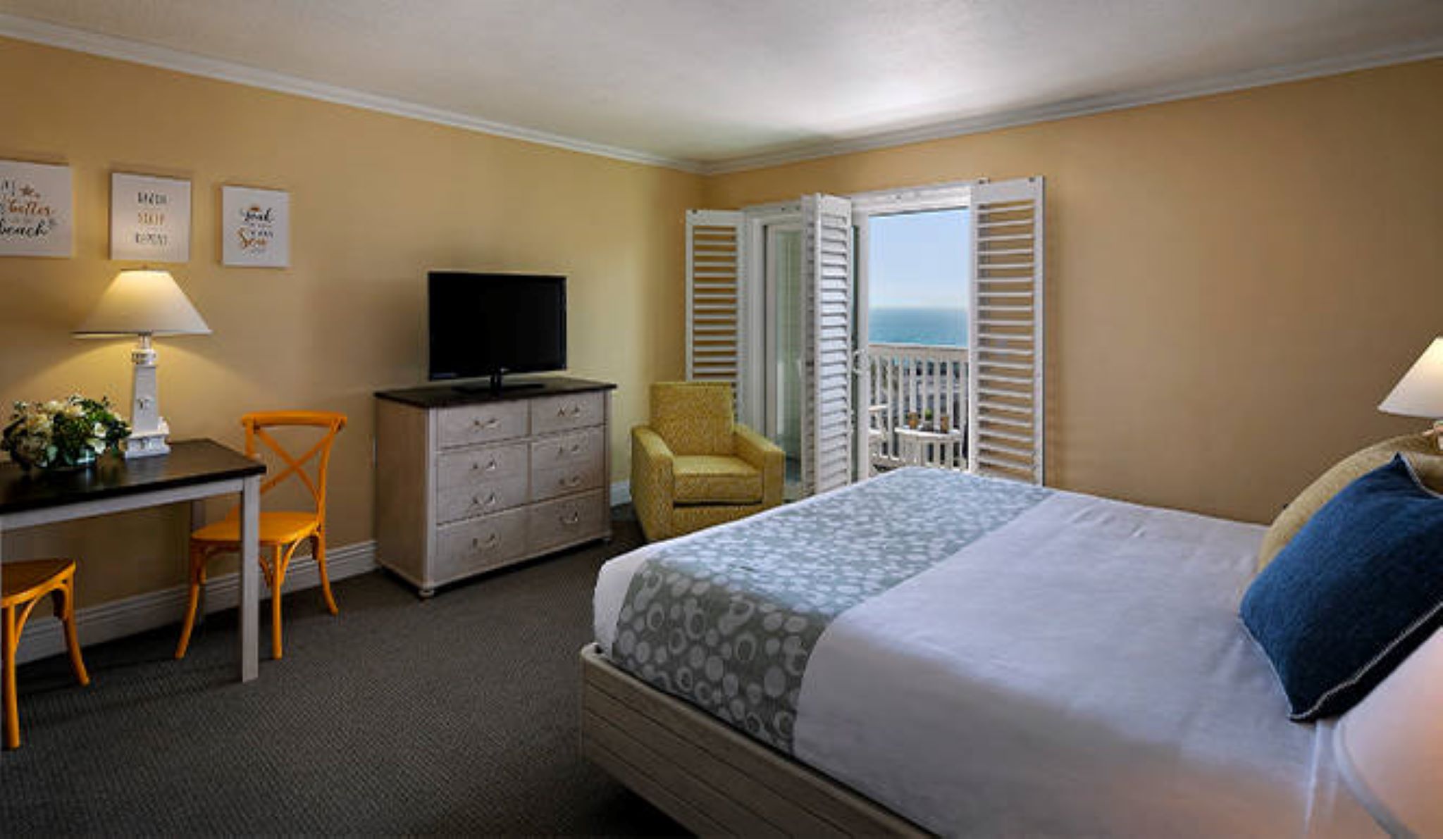 Suite Two Queen Beds
