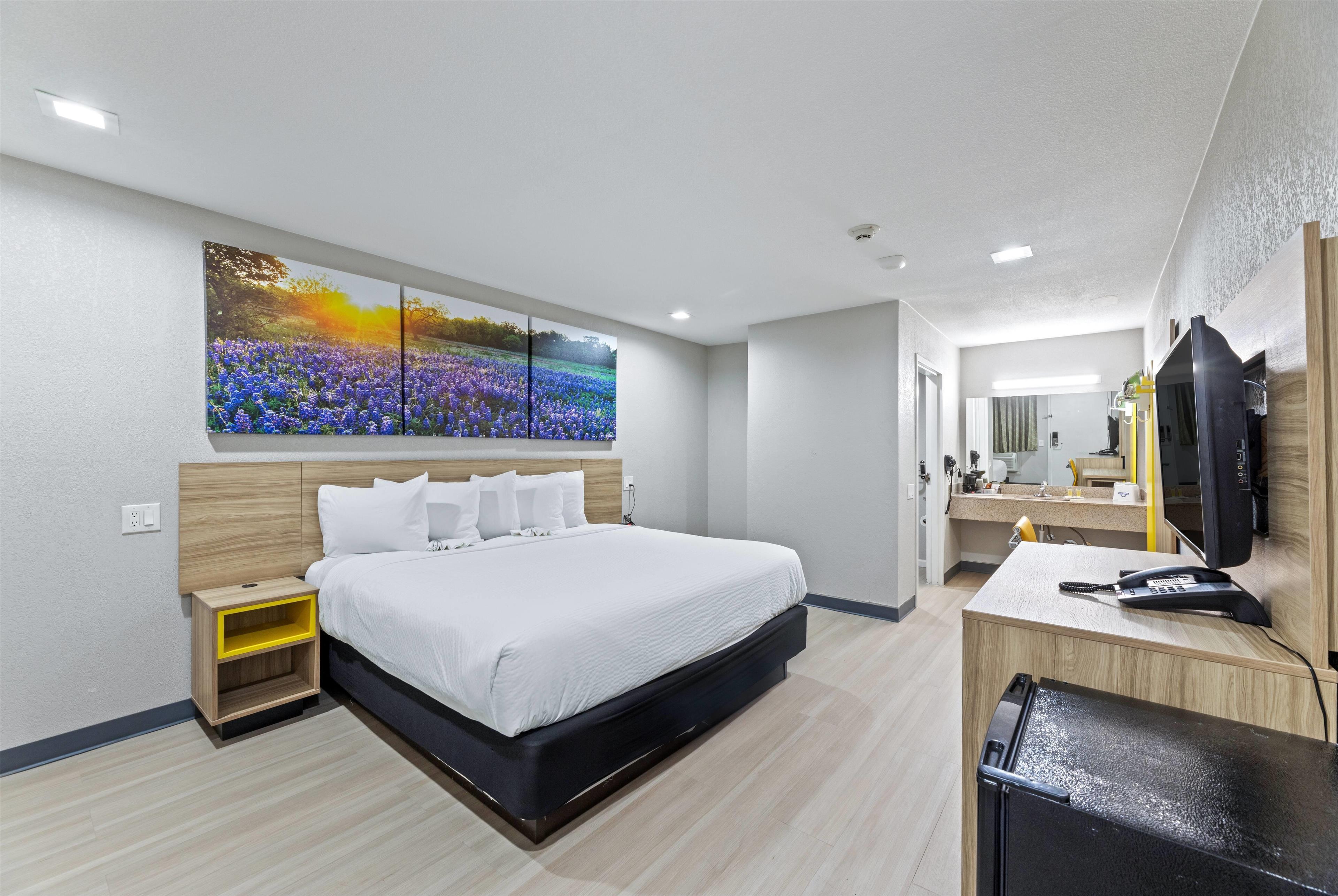 Double King Bed Non Smoking