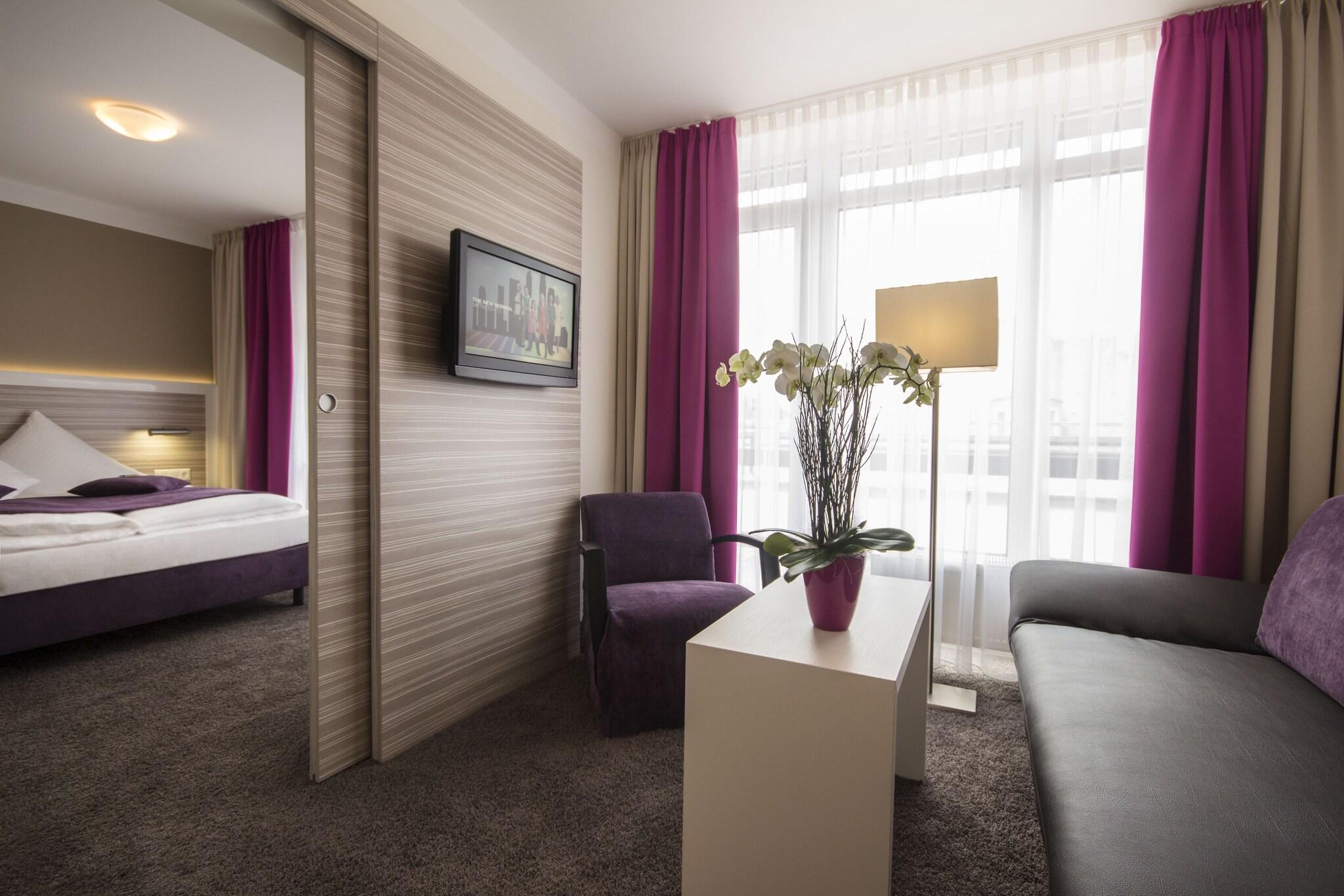 Studio King Size Bed