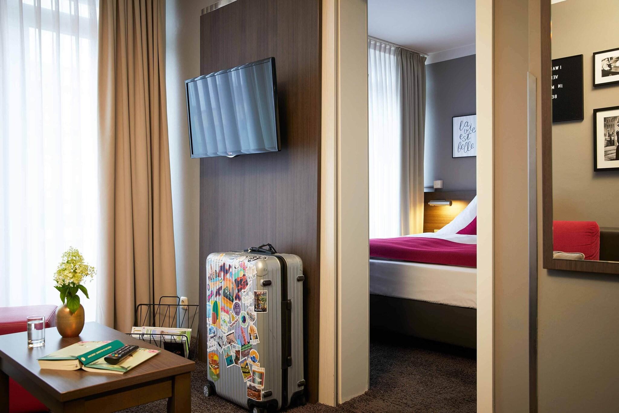 Studio King Size Bed