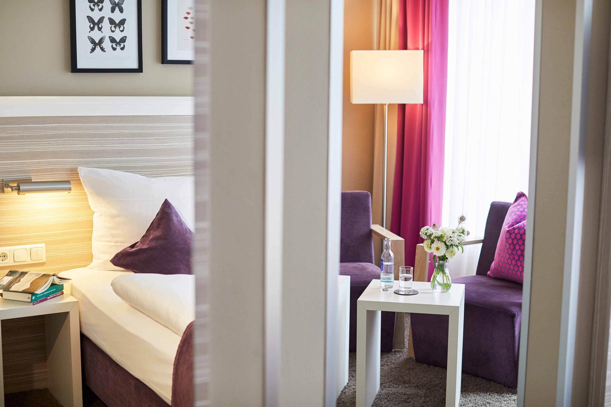 Studio King Size Bed