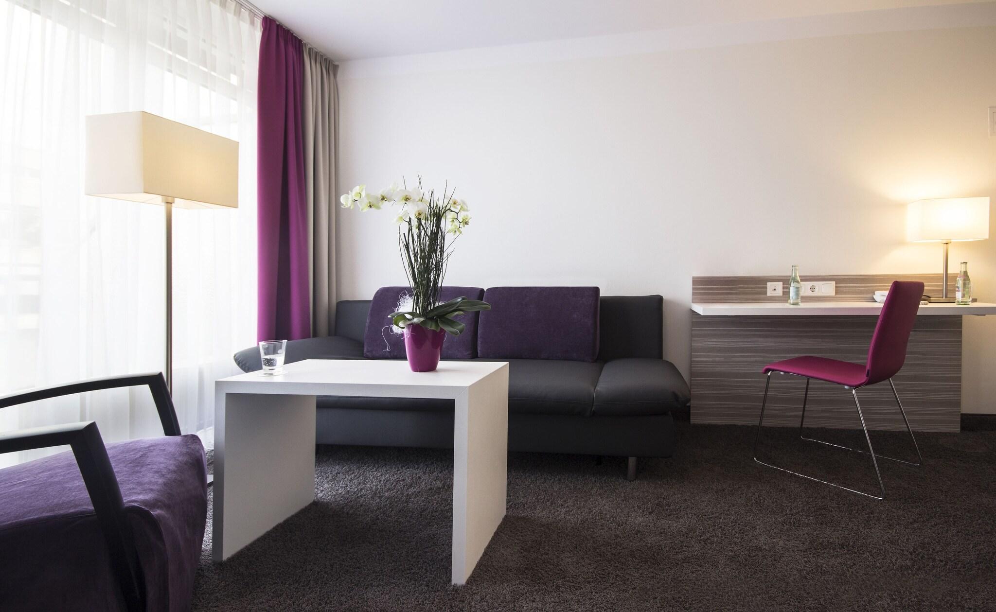 Studio King Size Bed