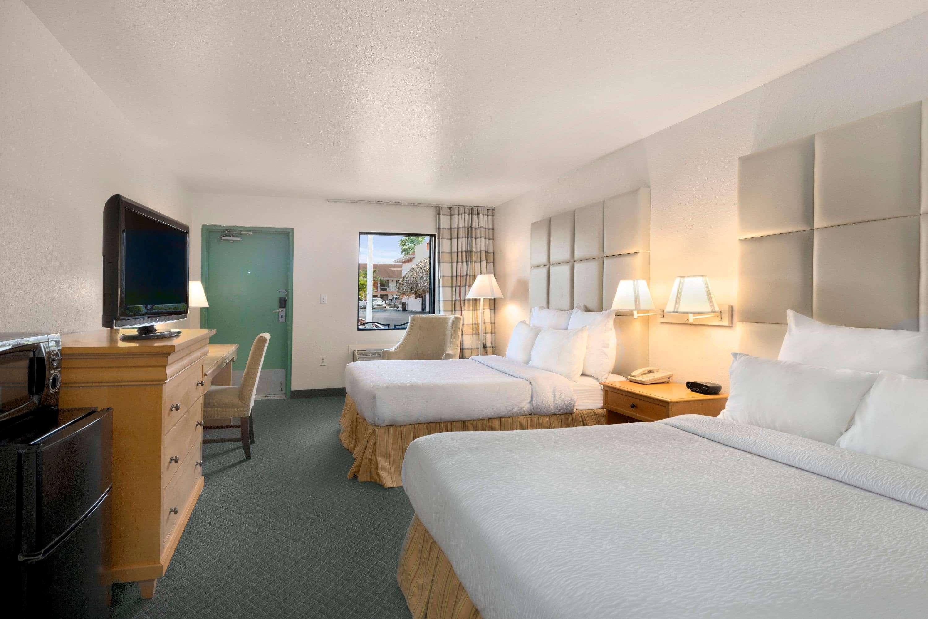 Quadruple Two Double Beds