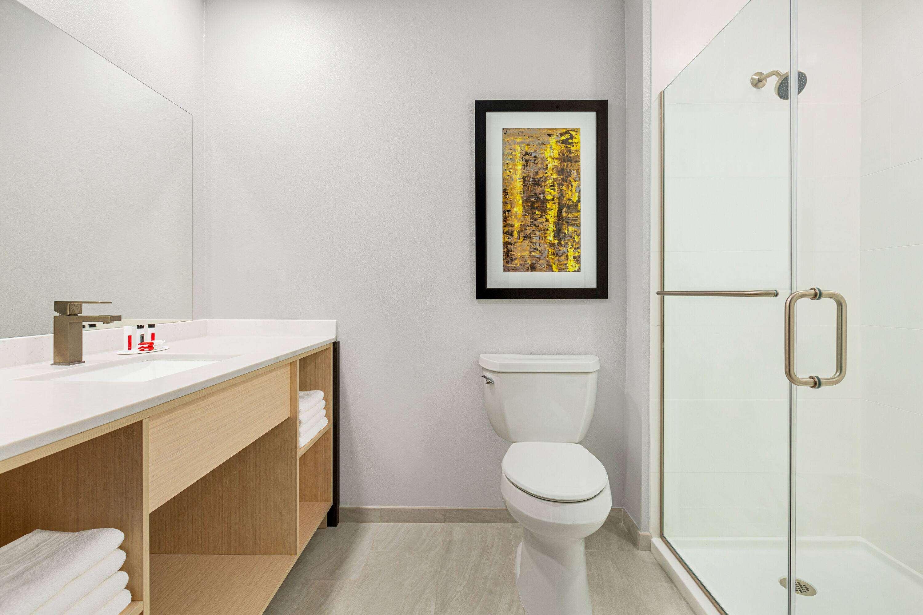 Quadruple Two King Beds