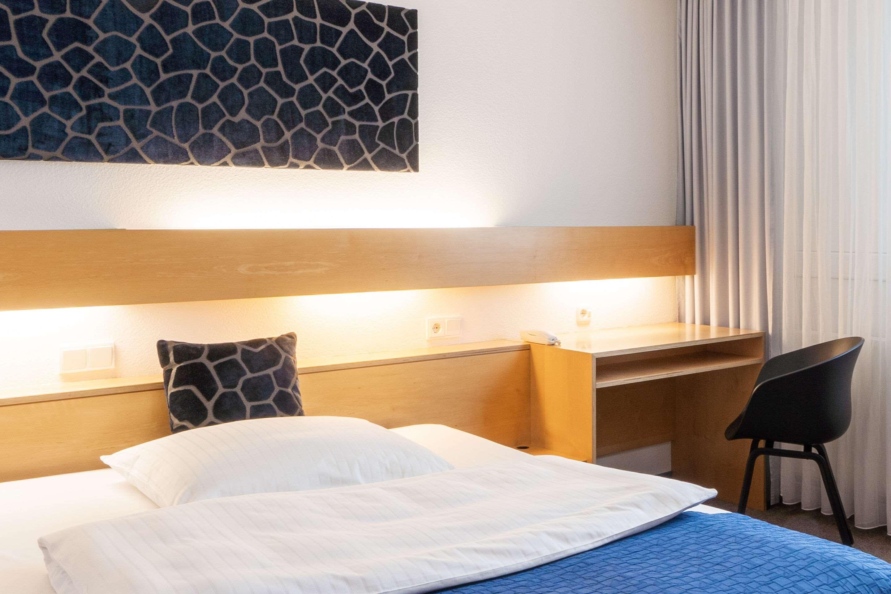 Double Queen Bed Non Smoking