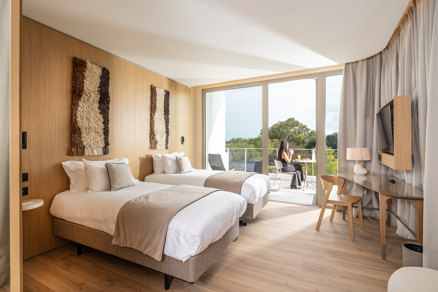 Twin Deluxe with Balcony