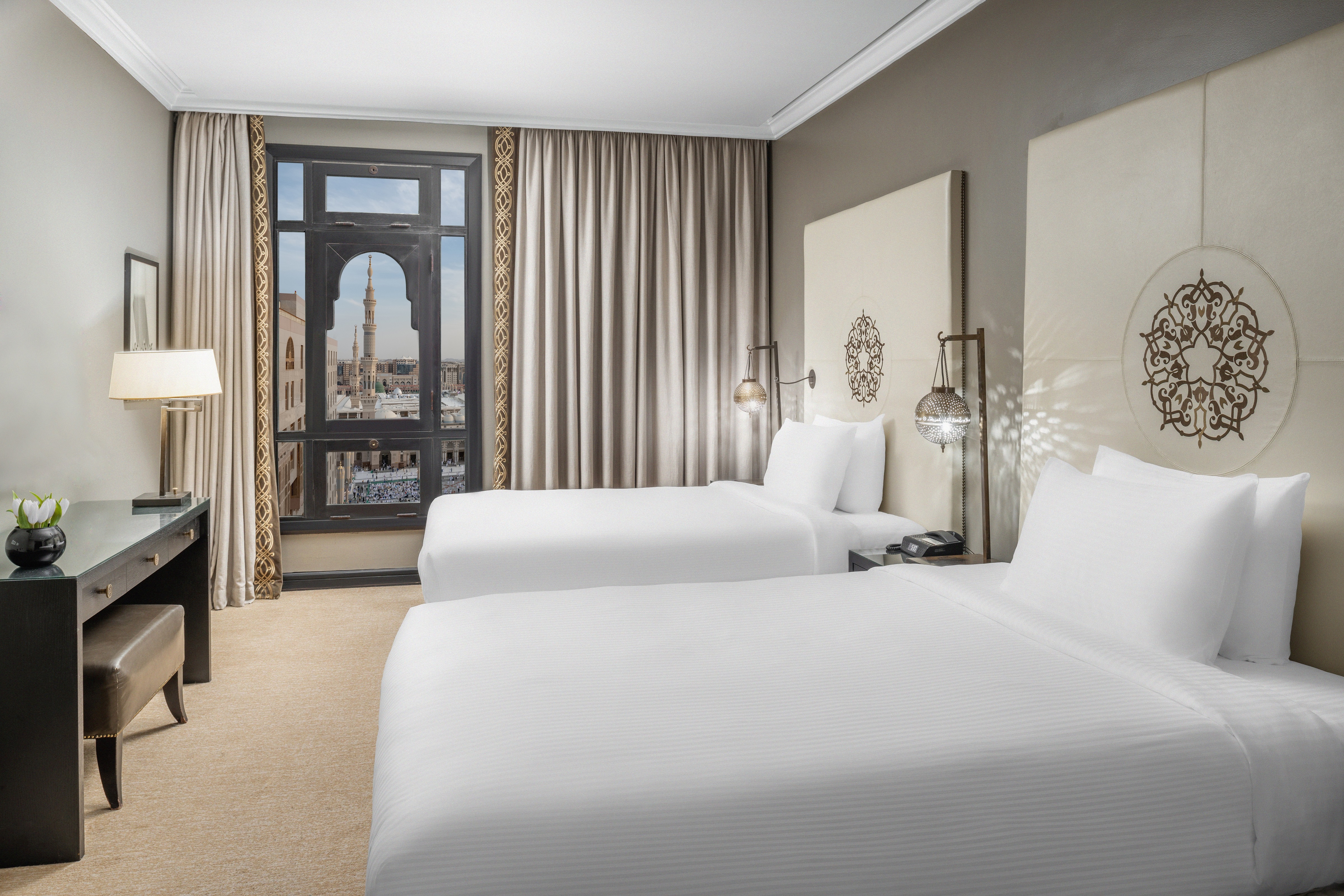 Twin Deluxe with Views