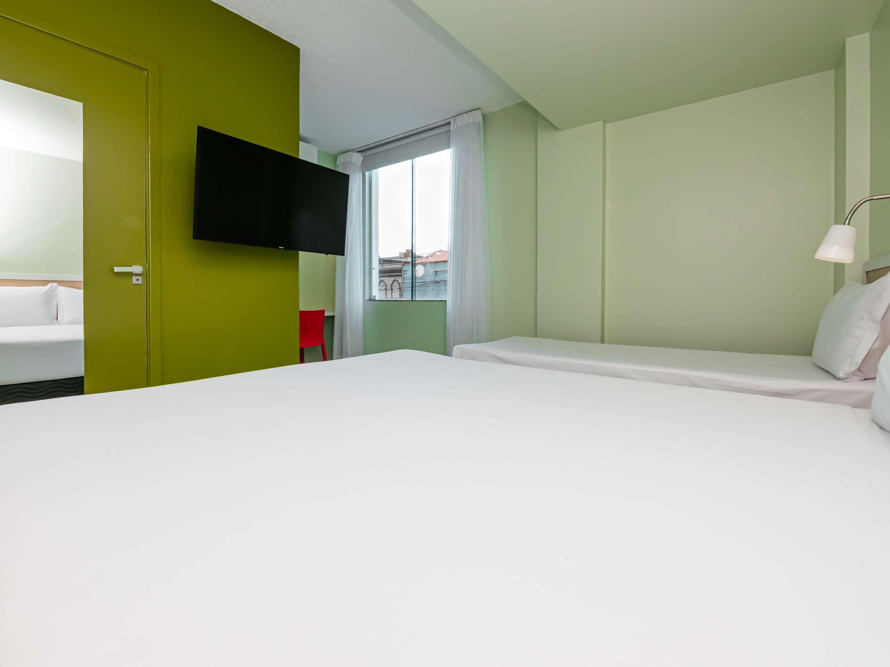 Apartment Queen Size Bed