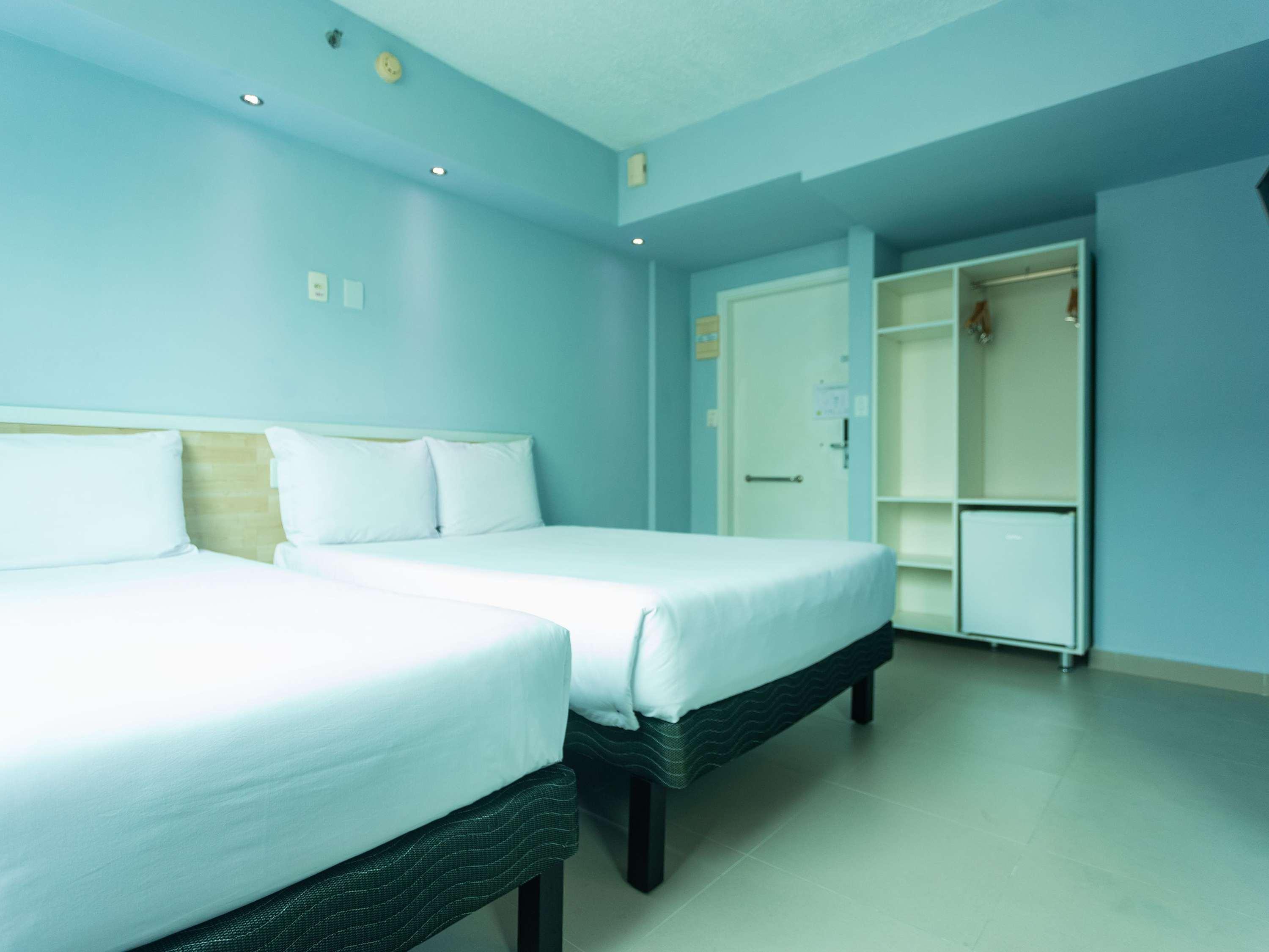 Apartment Queen Size Bed