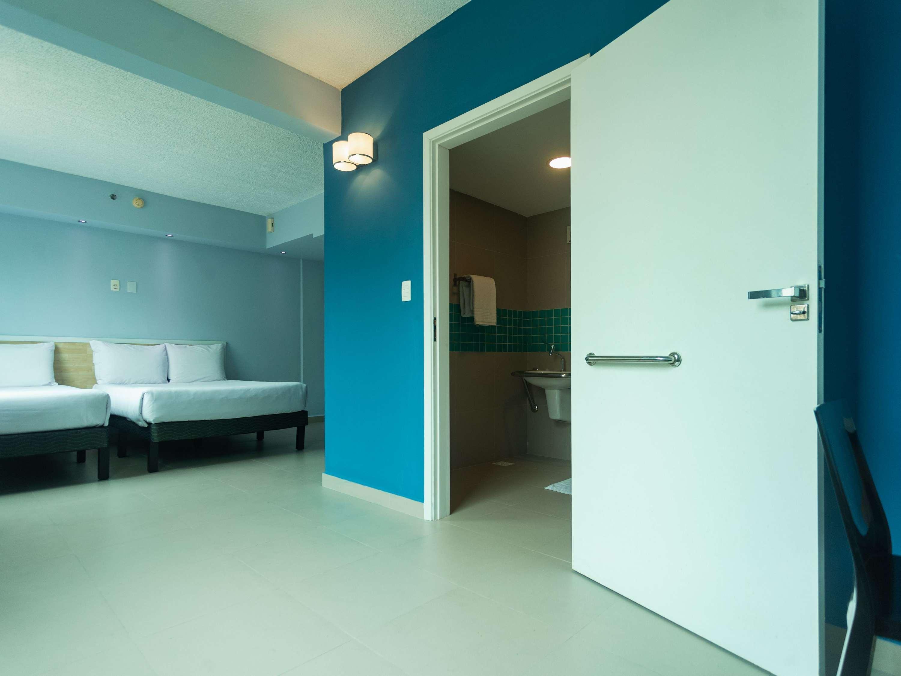 Apartment Queen Size Bed