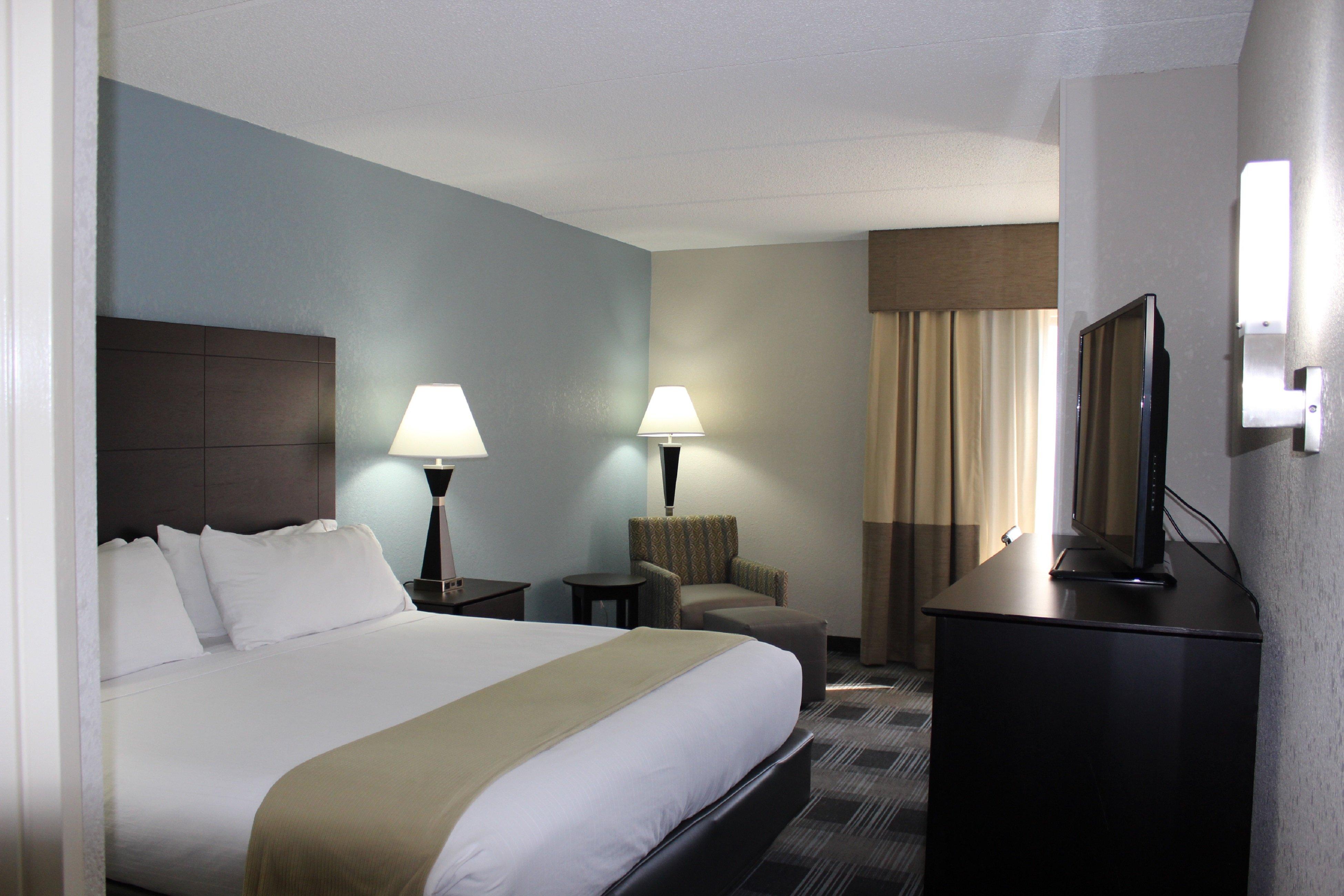 Double King Bed Non Smoking