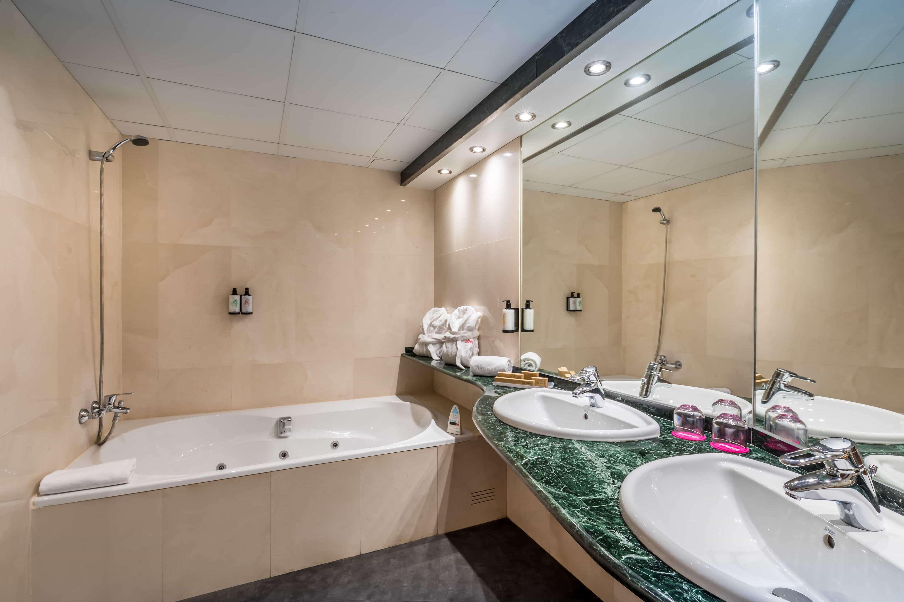 Junior Suite Standard