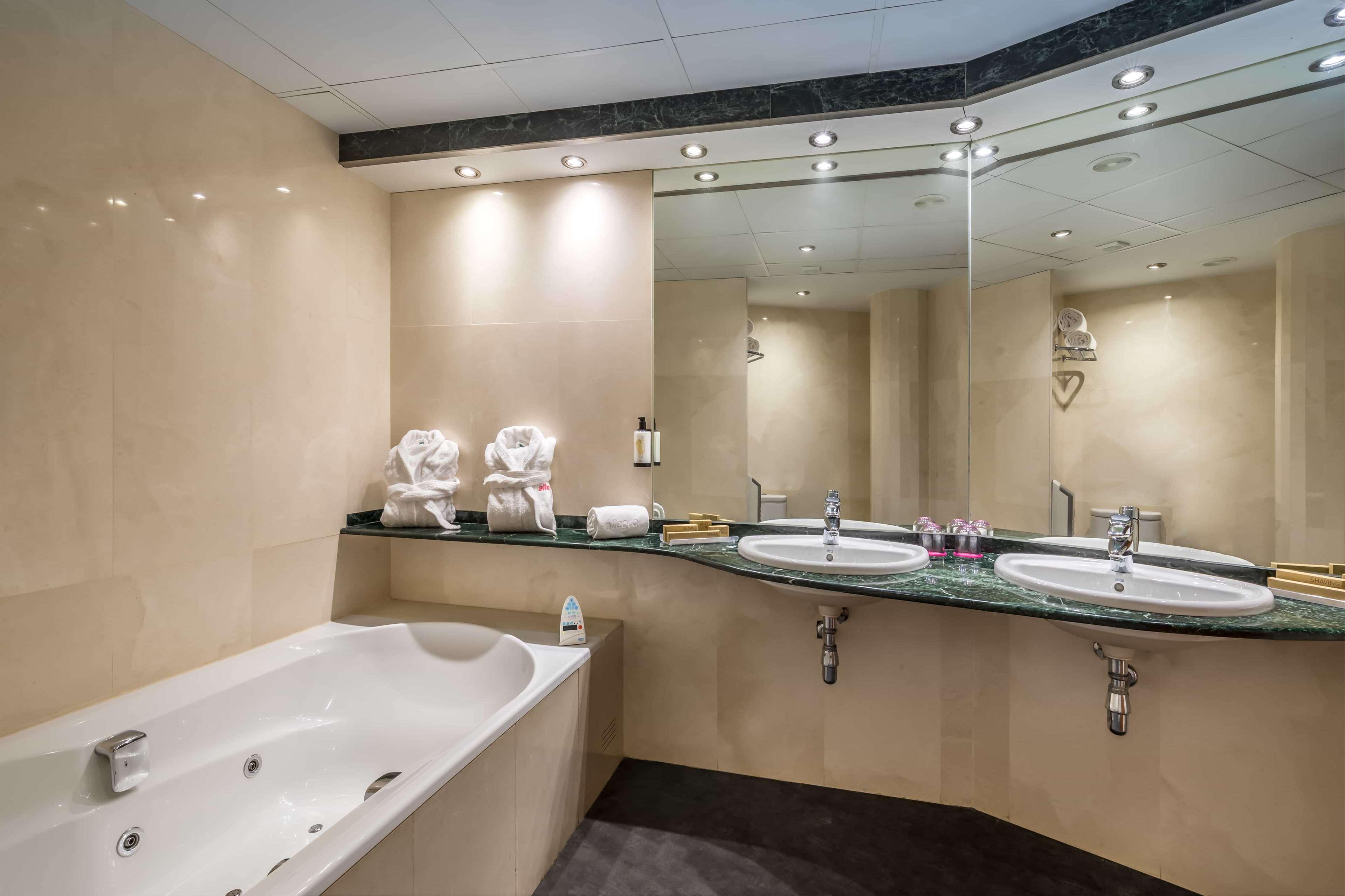 Junior Suite Standard