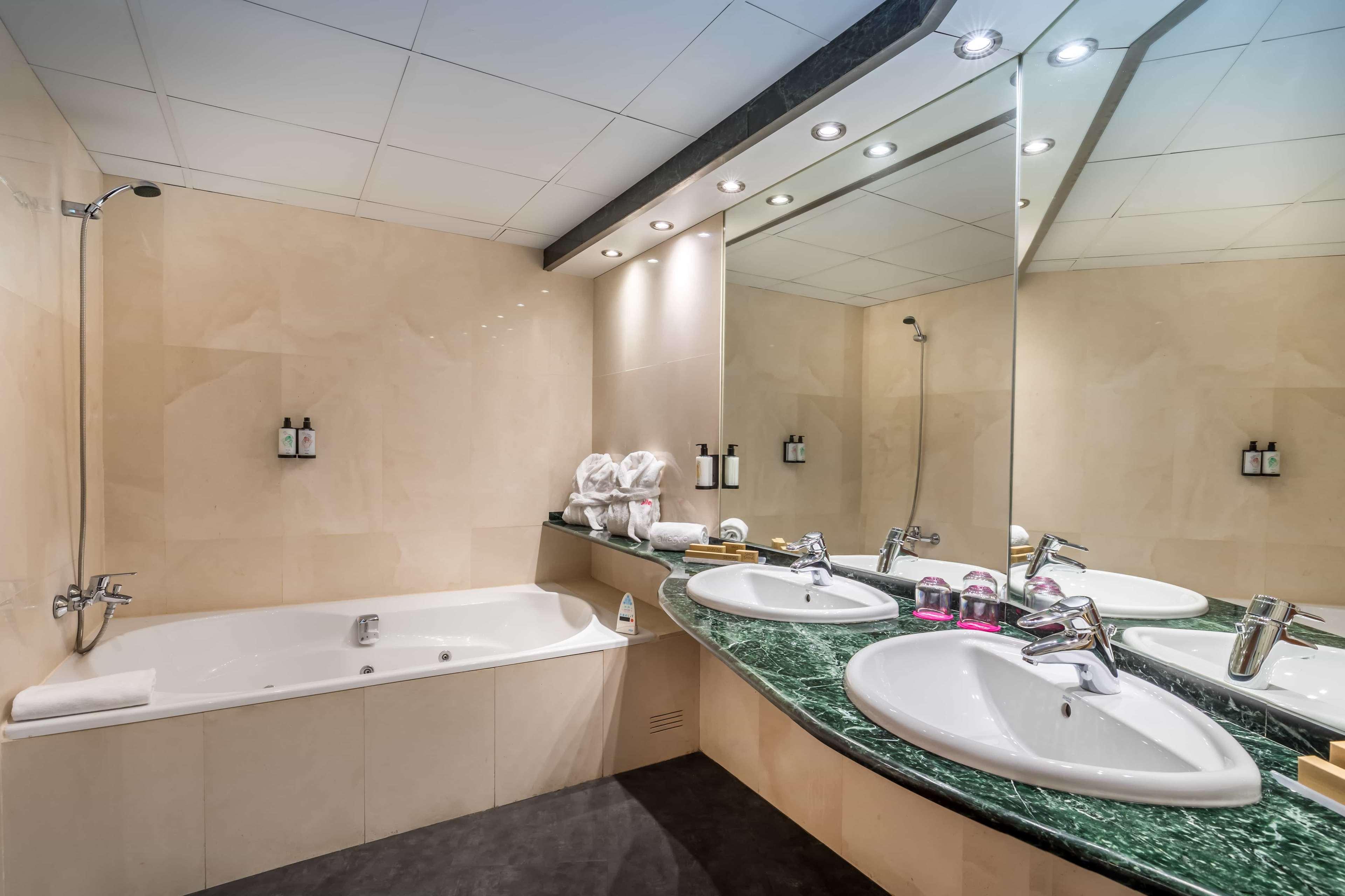 Junior Suite Standard