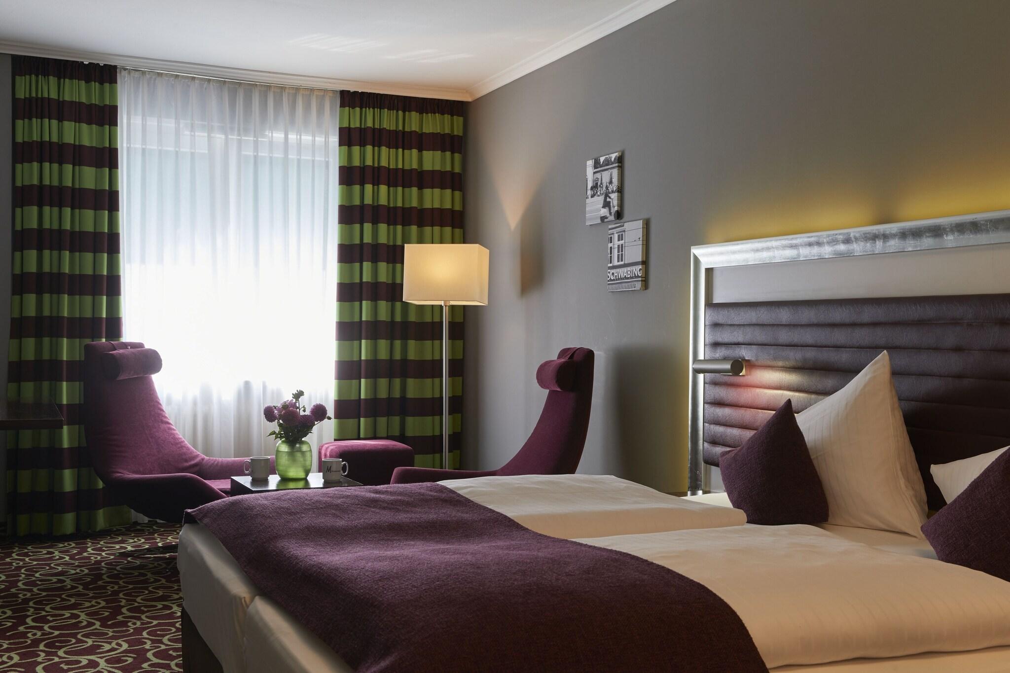 Double Deluxe King Bed