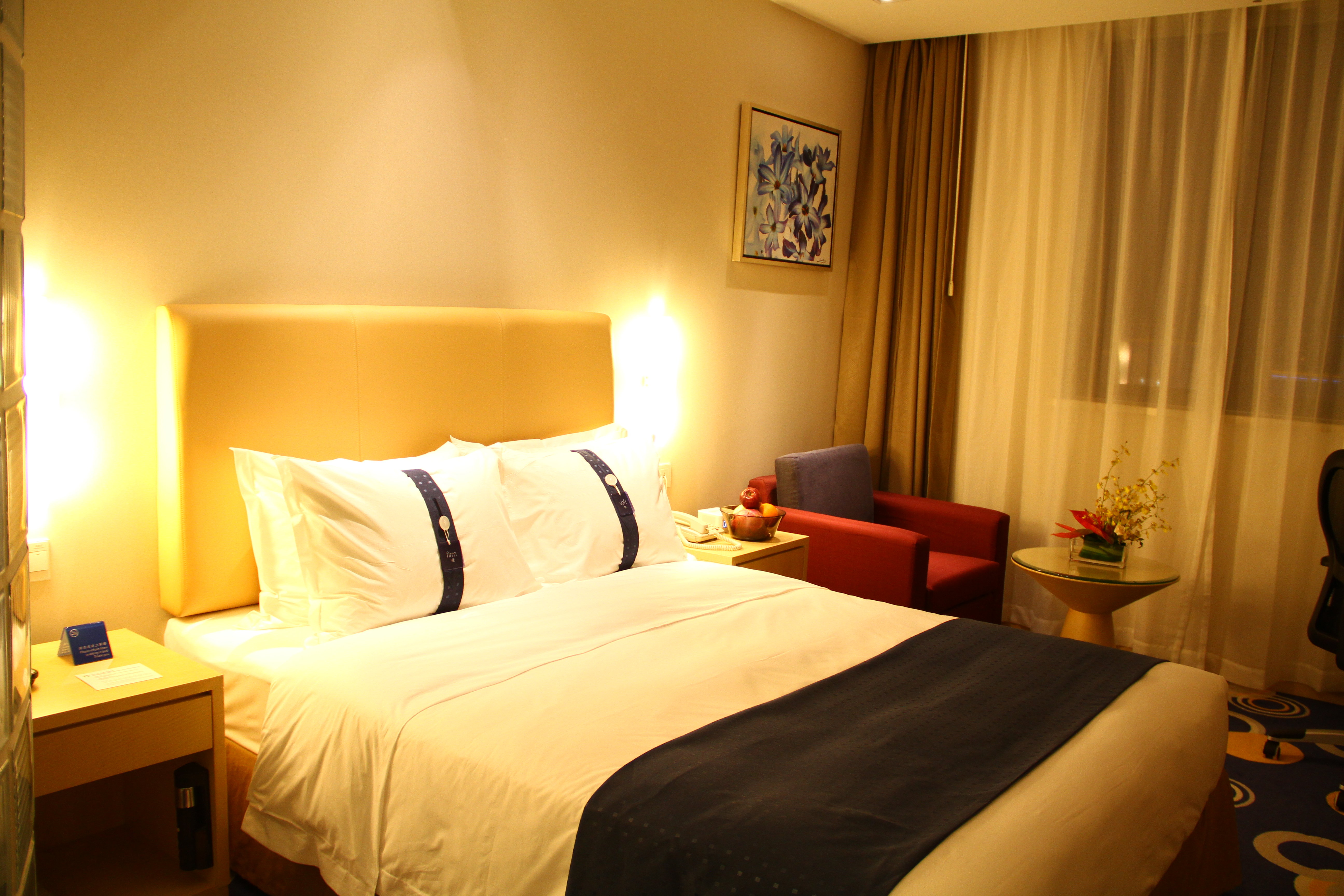 Double Queen Size Bed