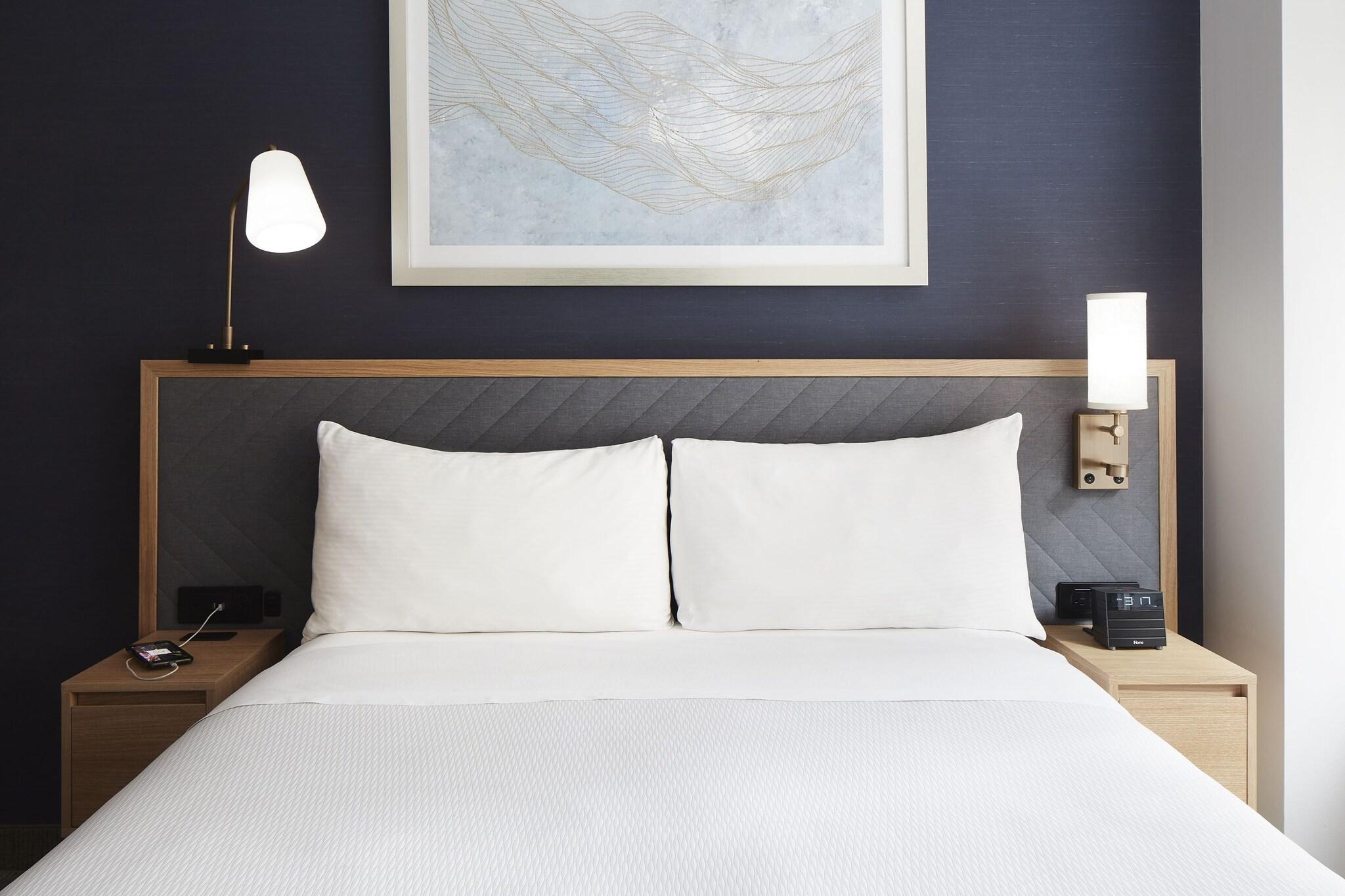 Double Queen Size Bed