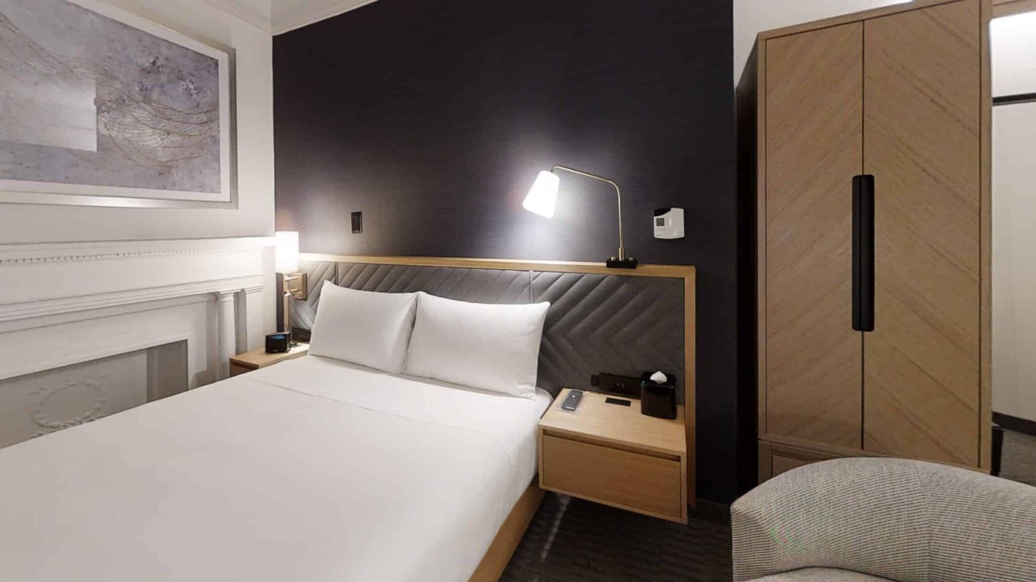 Double Queen Size Bed