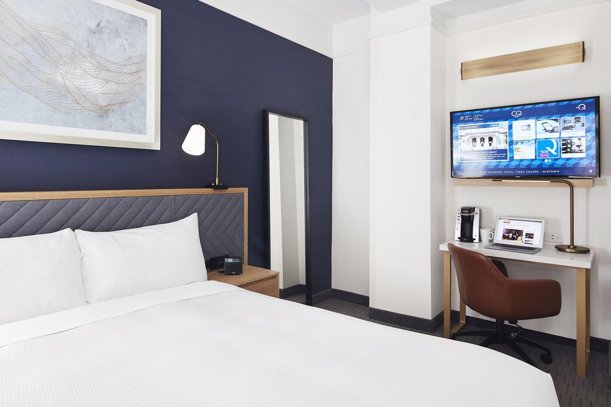 Double Club Queen Bed