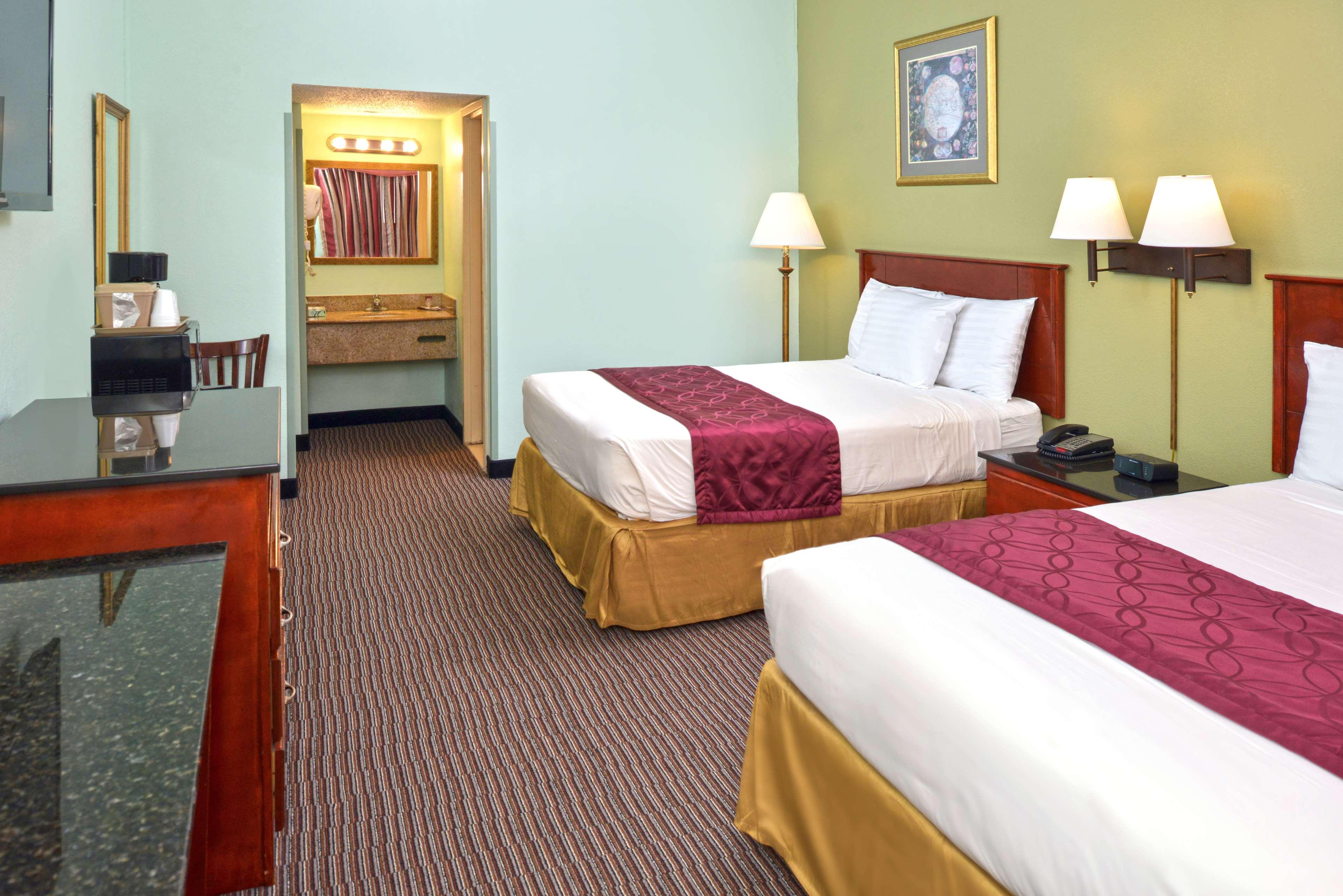 Double Two Double Beds Non Smoking