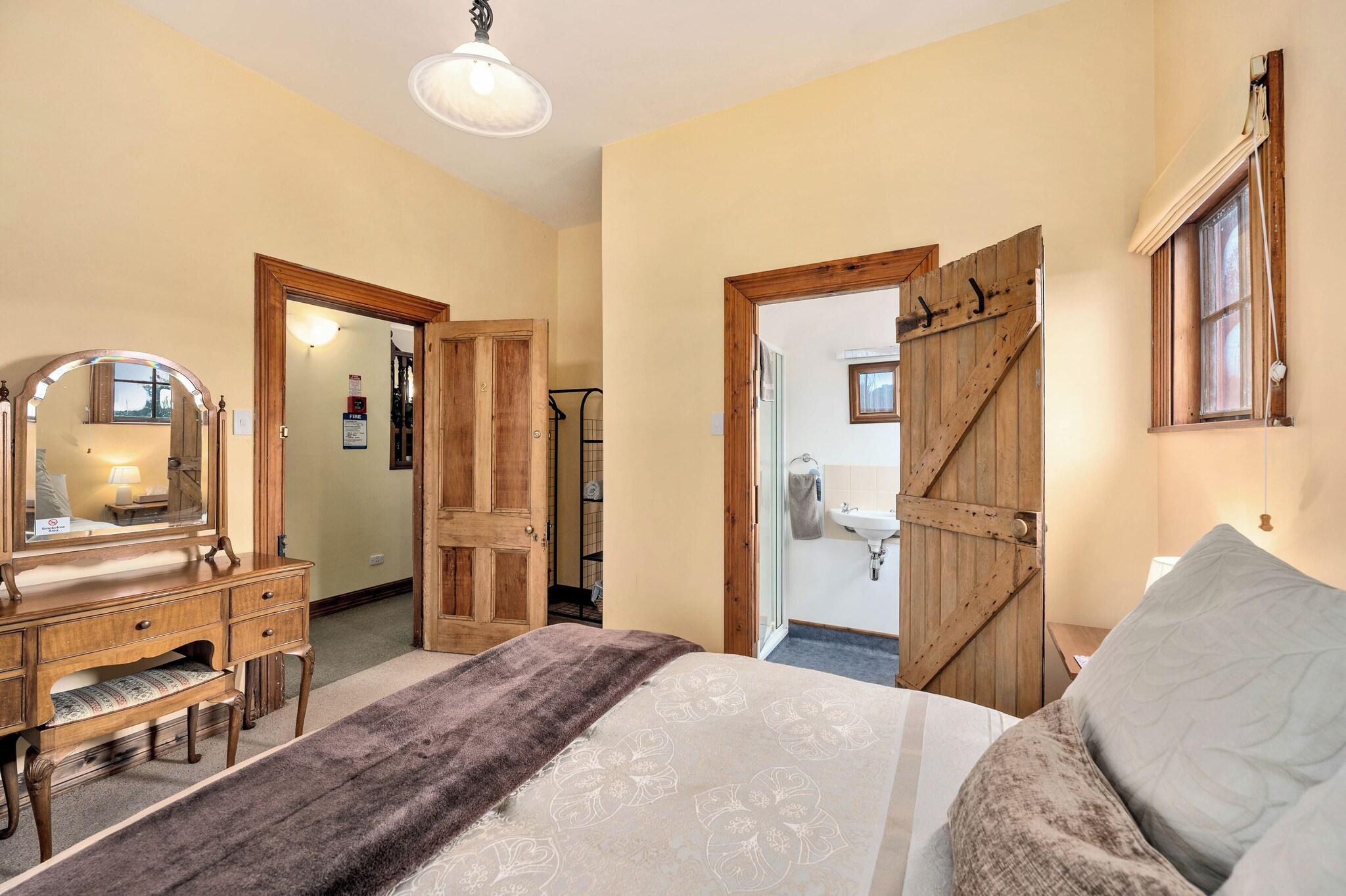 Double Queen Size Bed