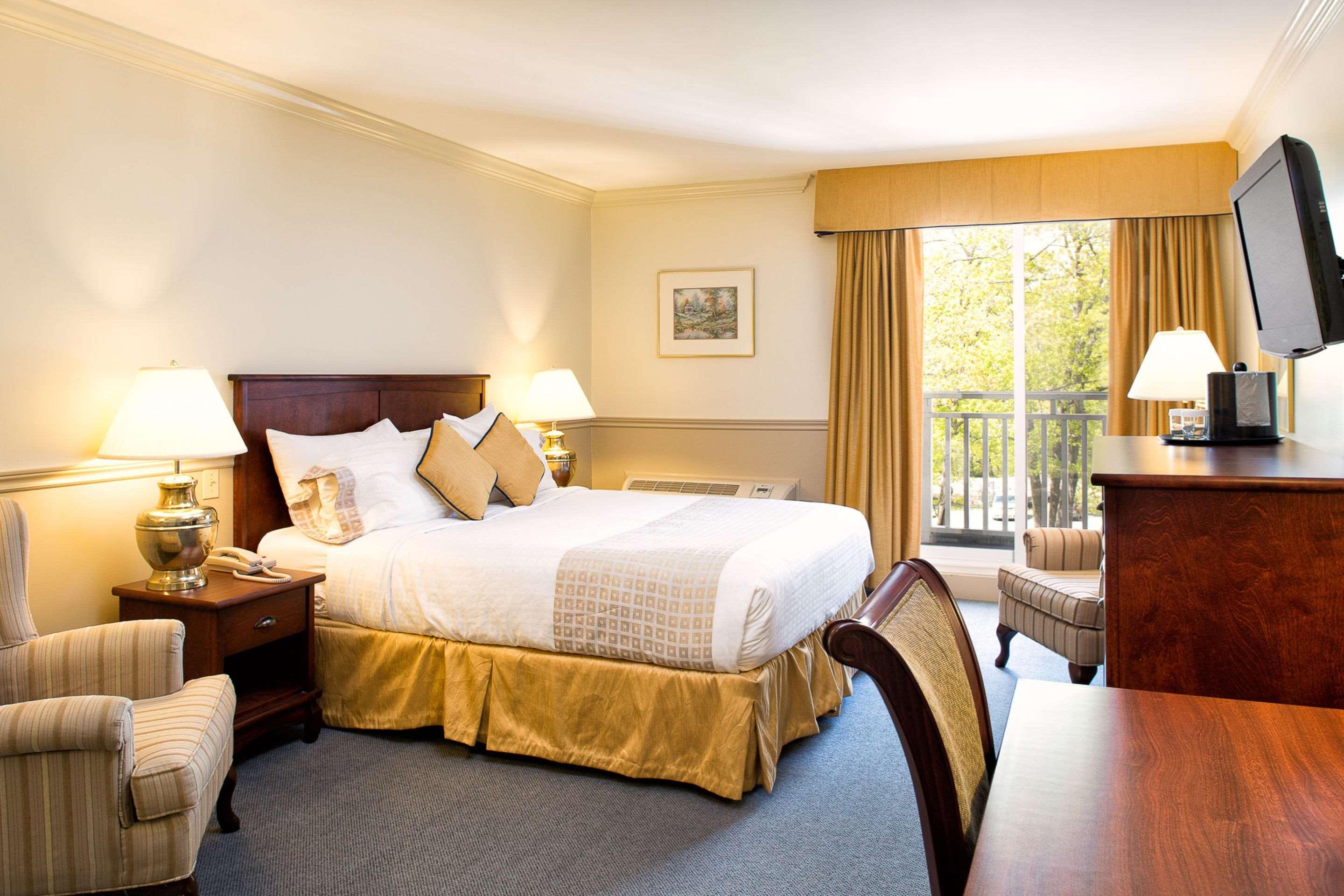 Double Queen Bed Non Smoking