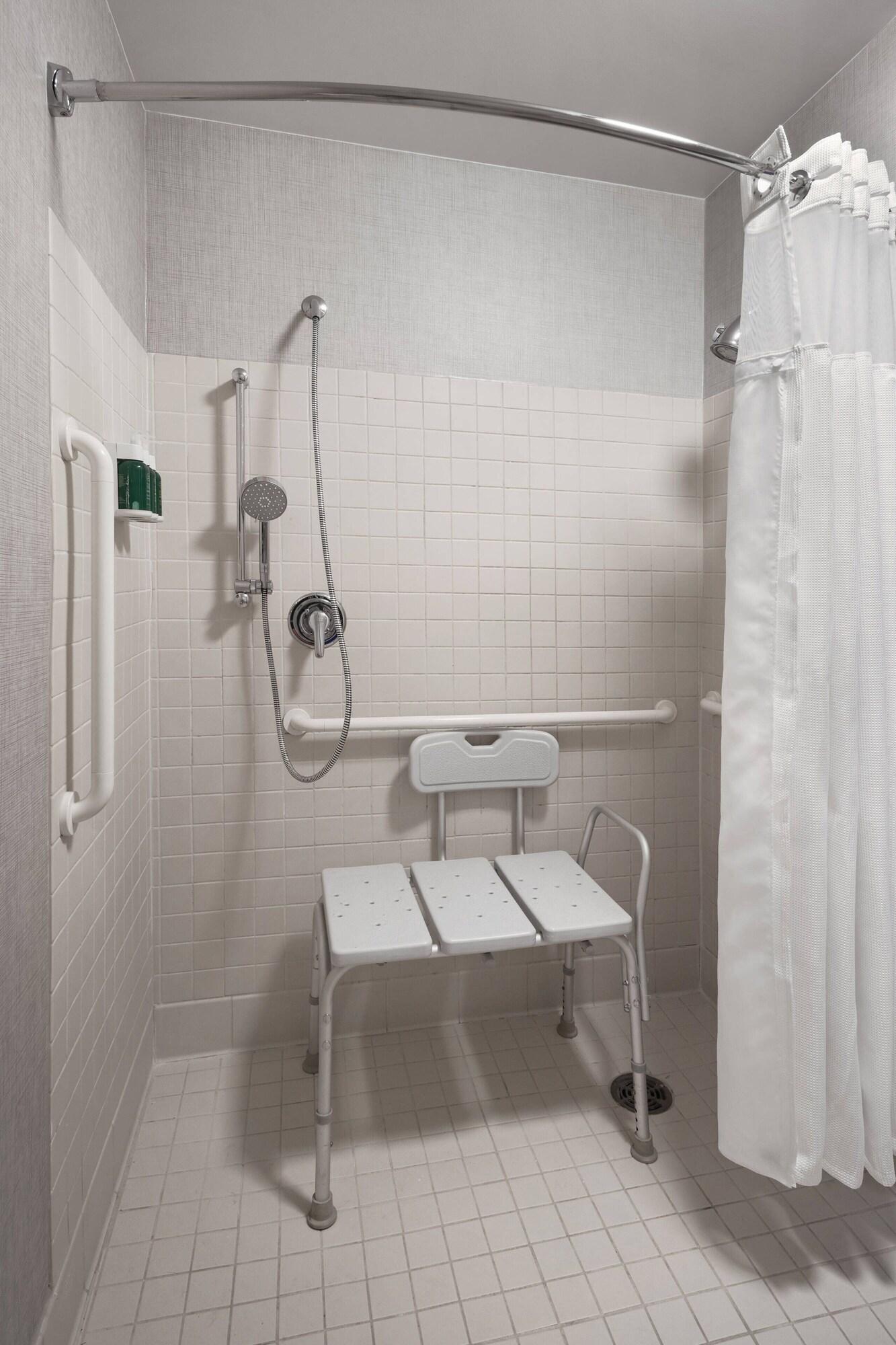 Suite Queen Size Bed