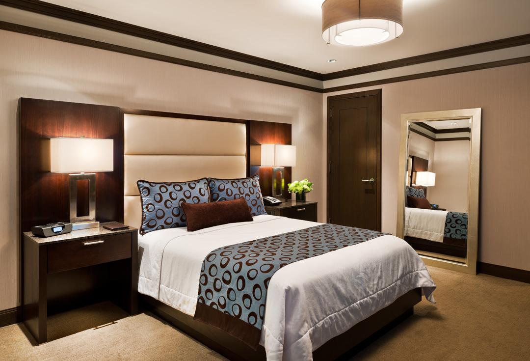 Double Deluxe Queen Bed