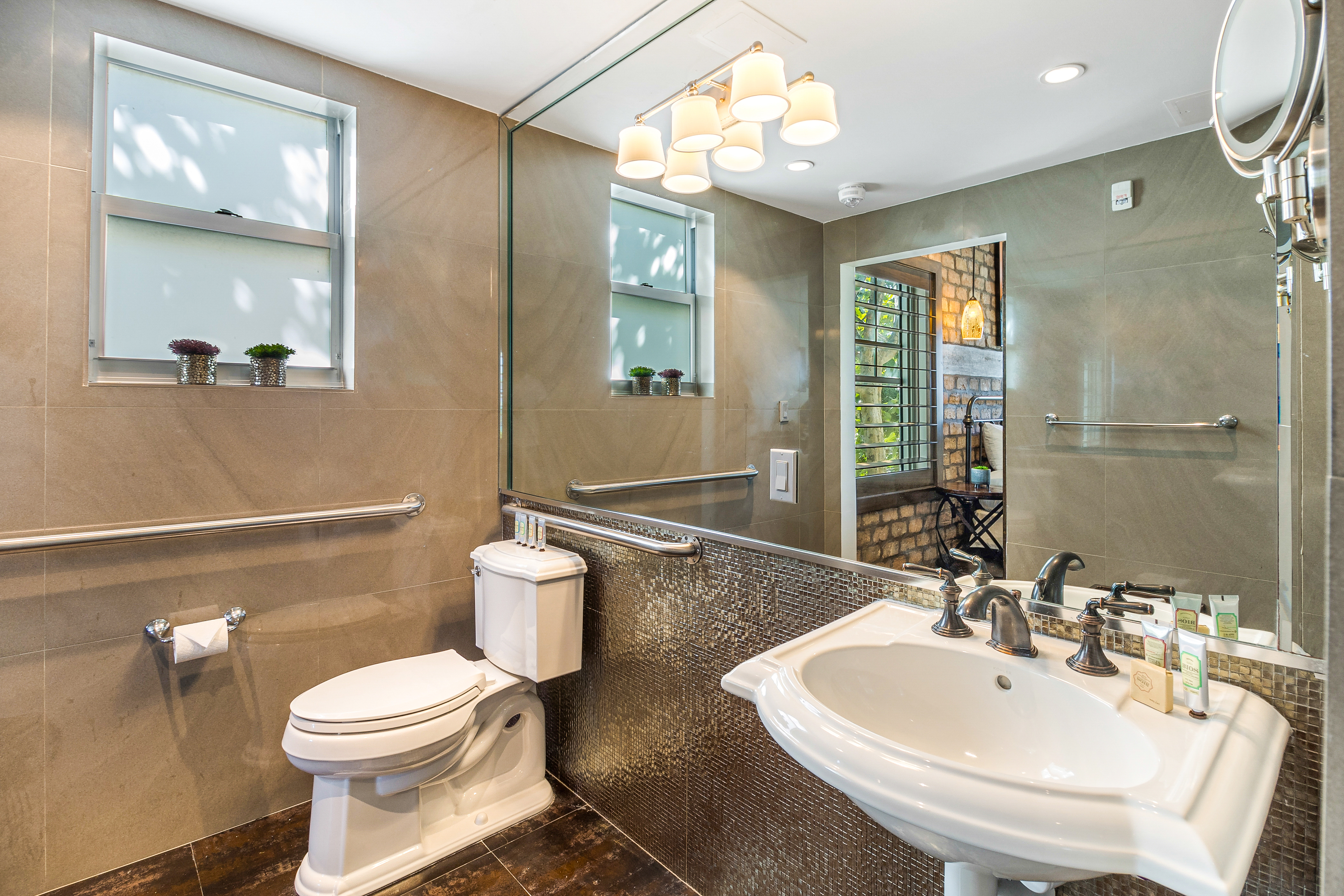 Double King Size Bed