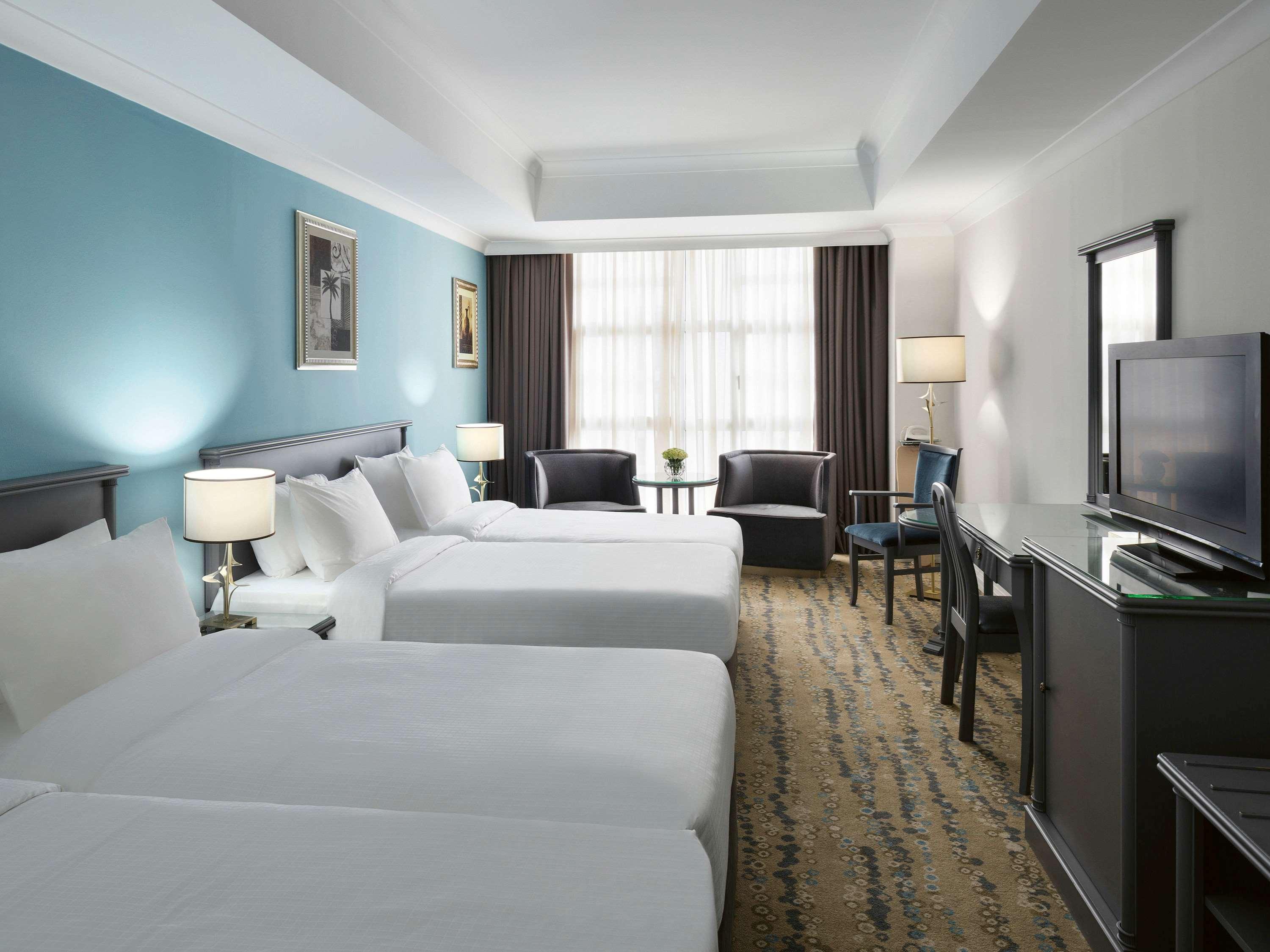 Quadruple Superior City View