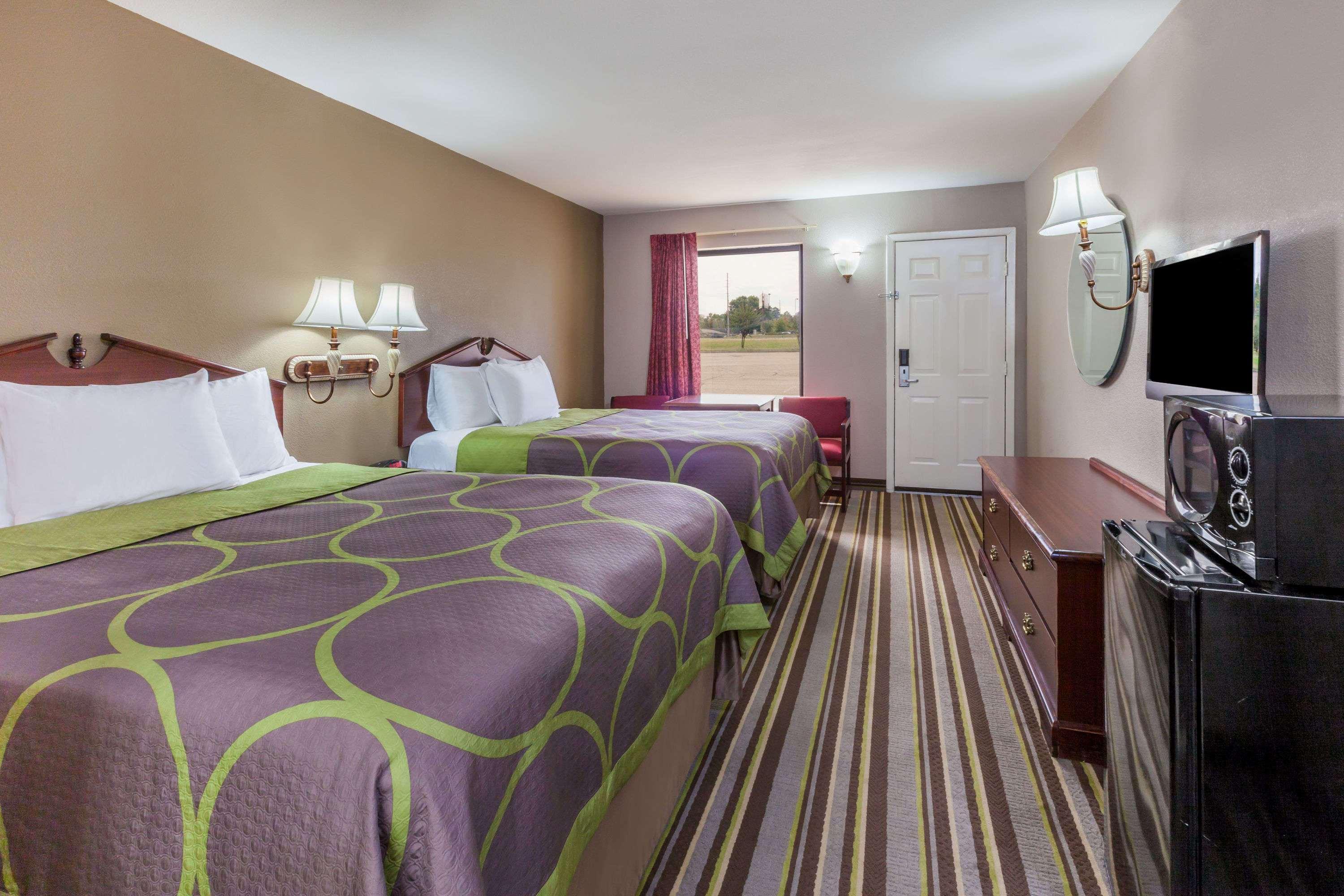 Quadruple Two Double Beds