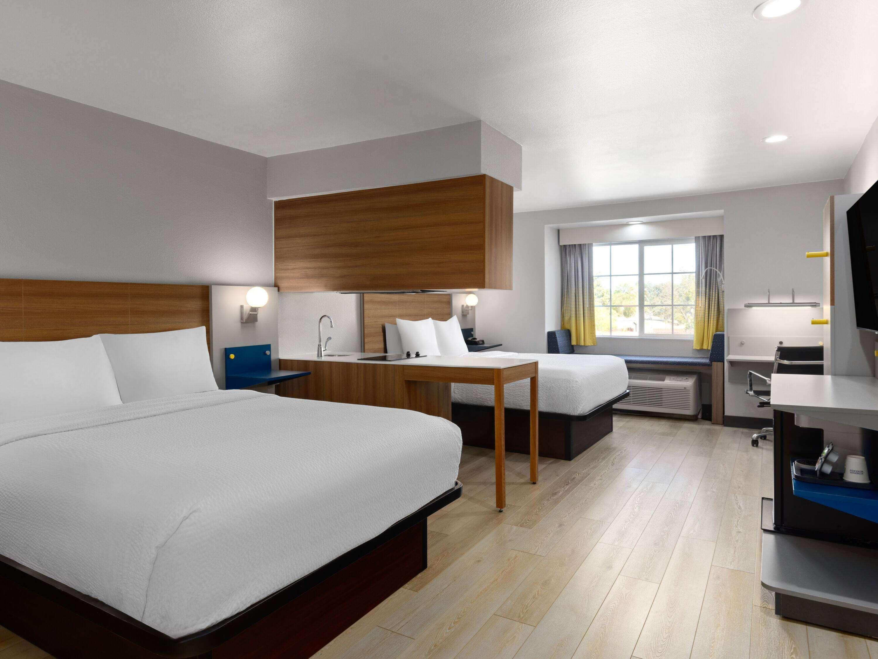 Suite Two Queen Beds