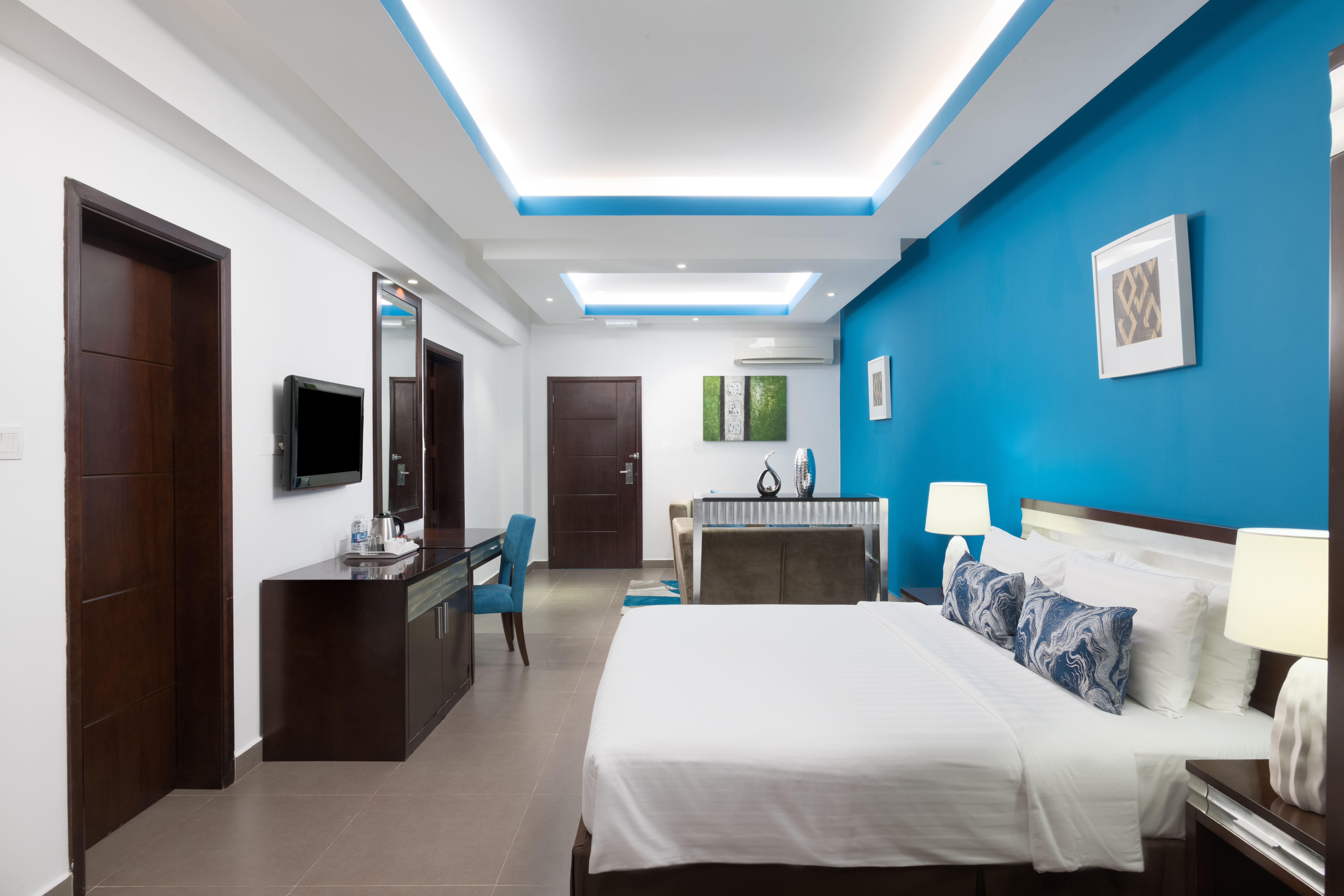 Suite Deluxe King Bed