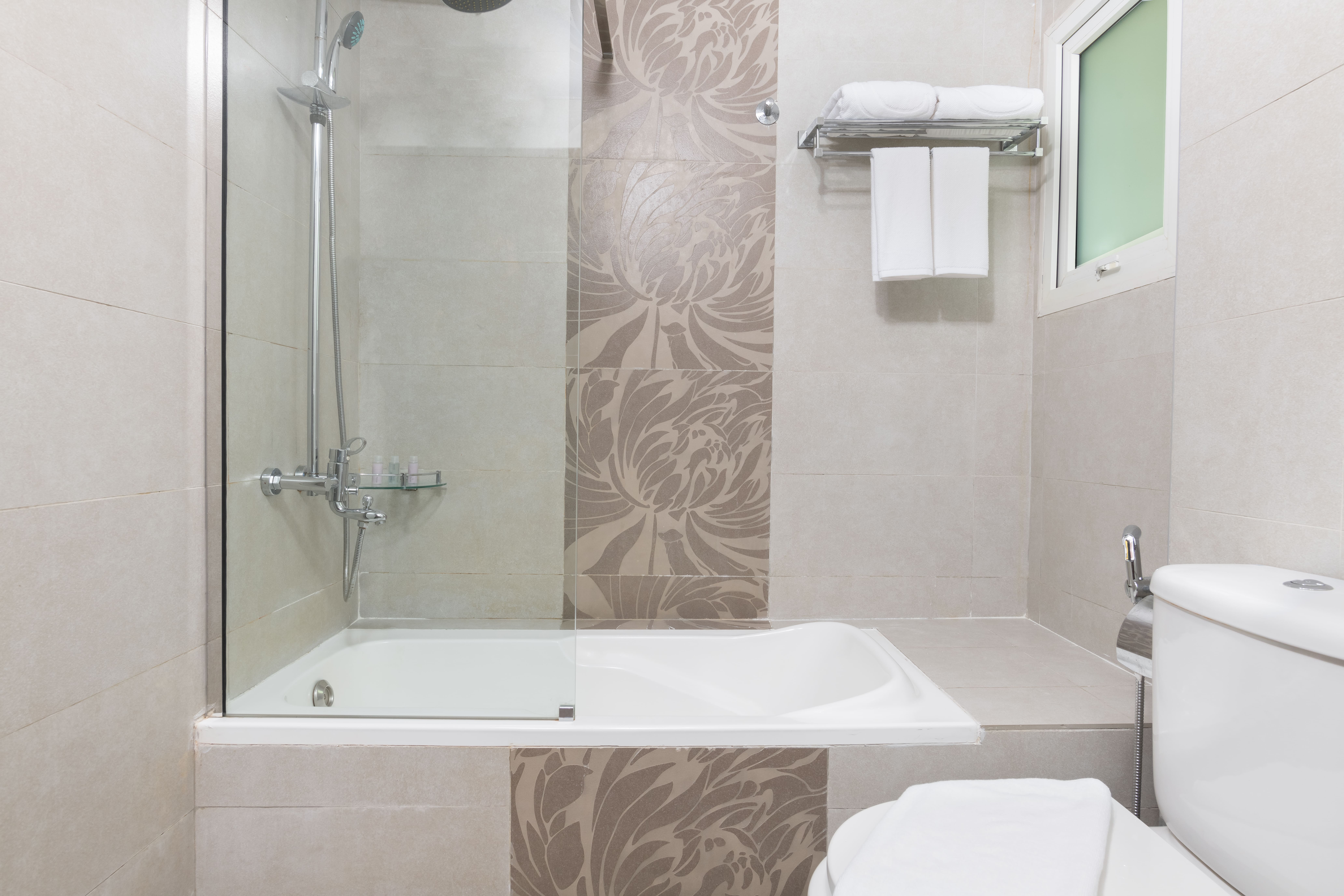 Suite Deluxe King Bed