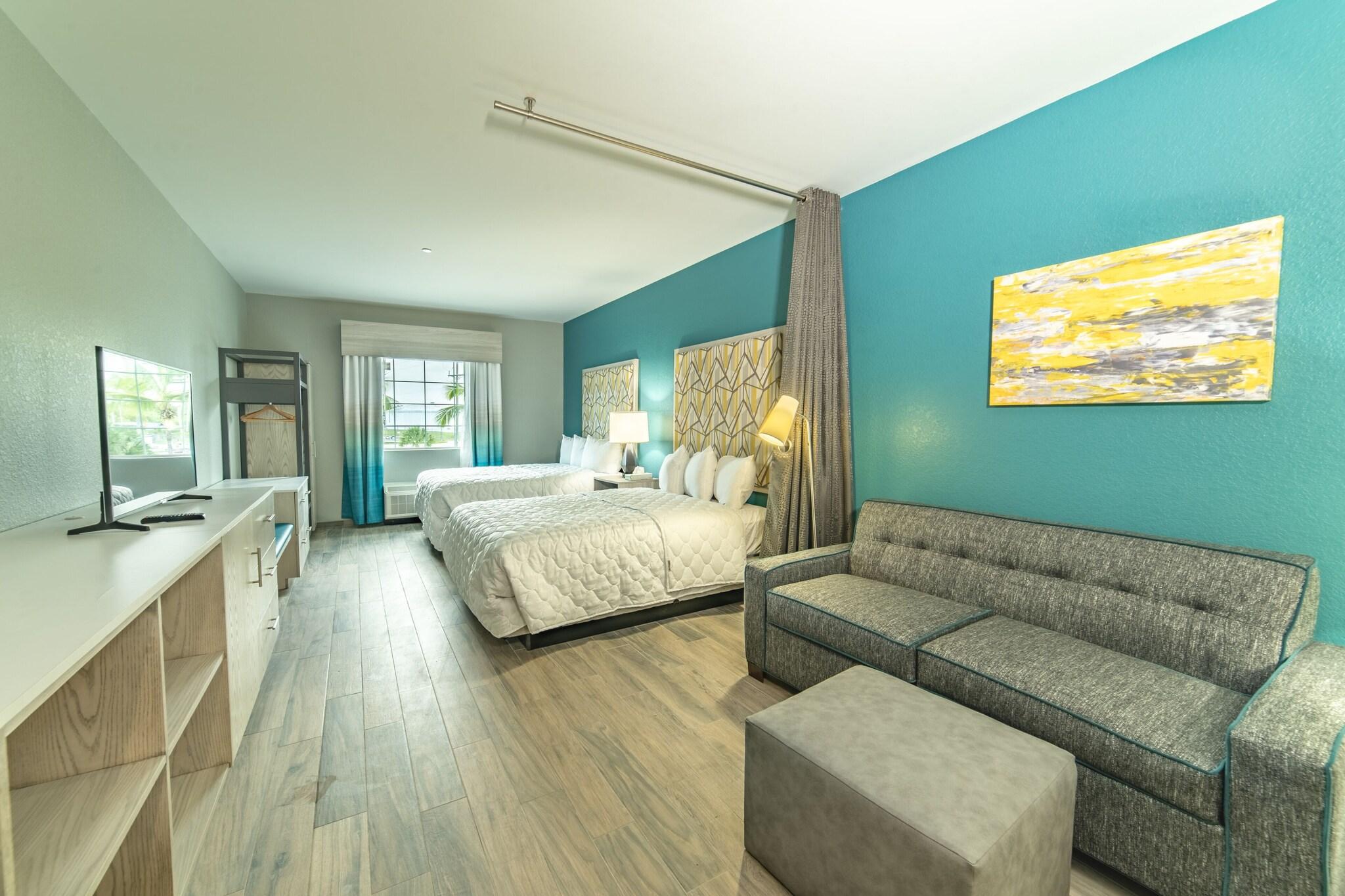 Suite with Kitchenette