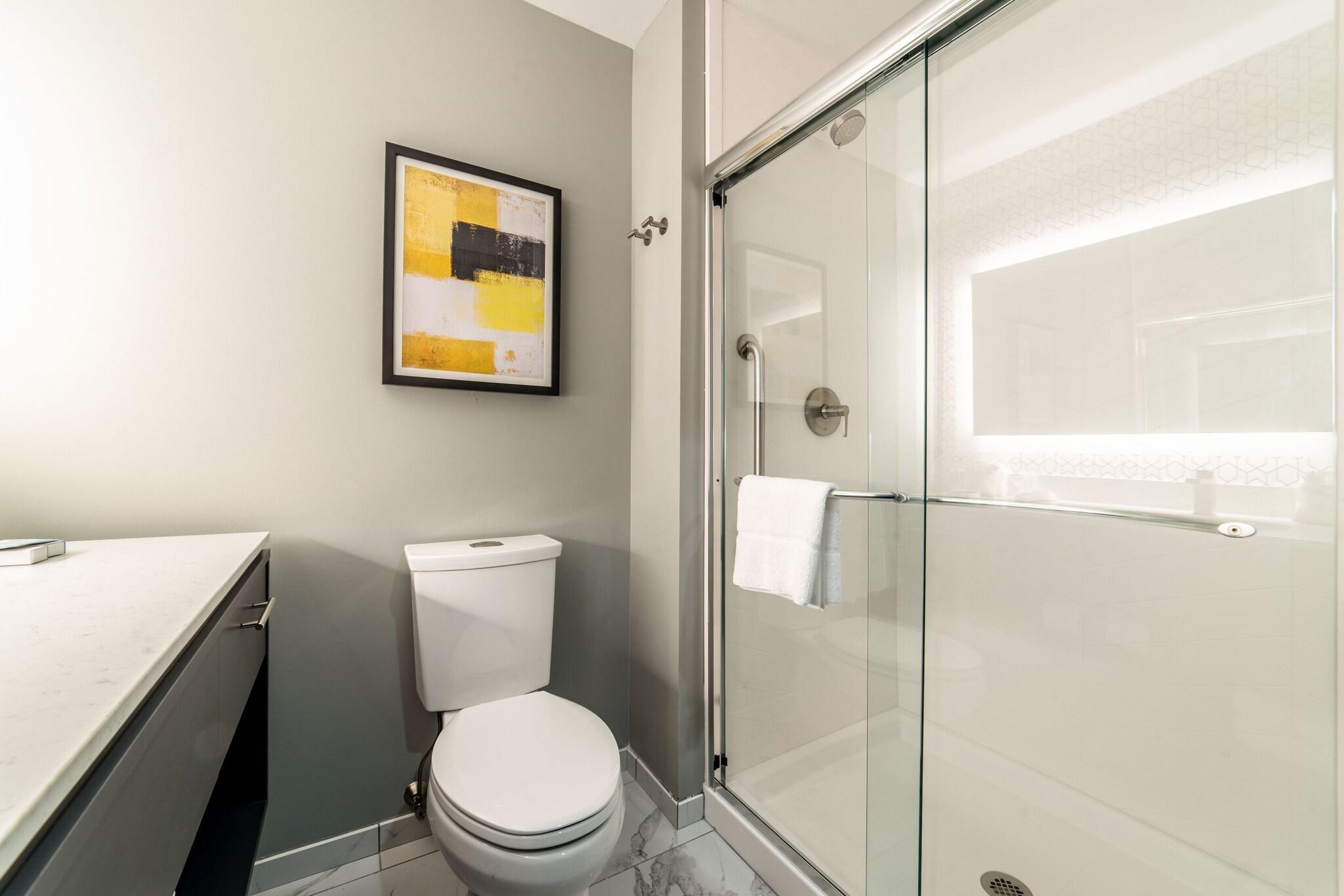 Suite with Kitchenette