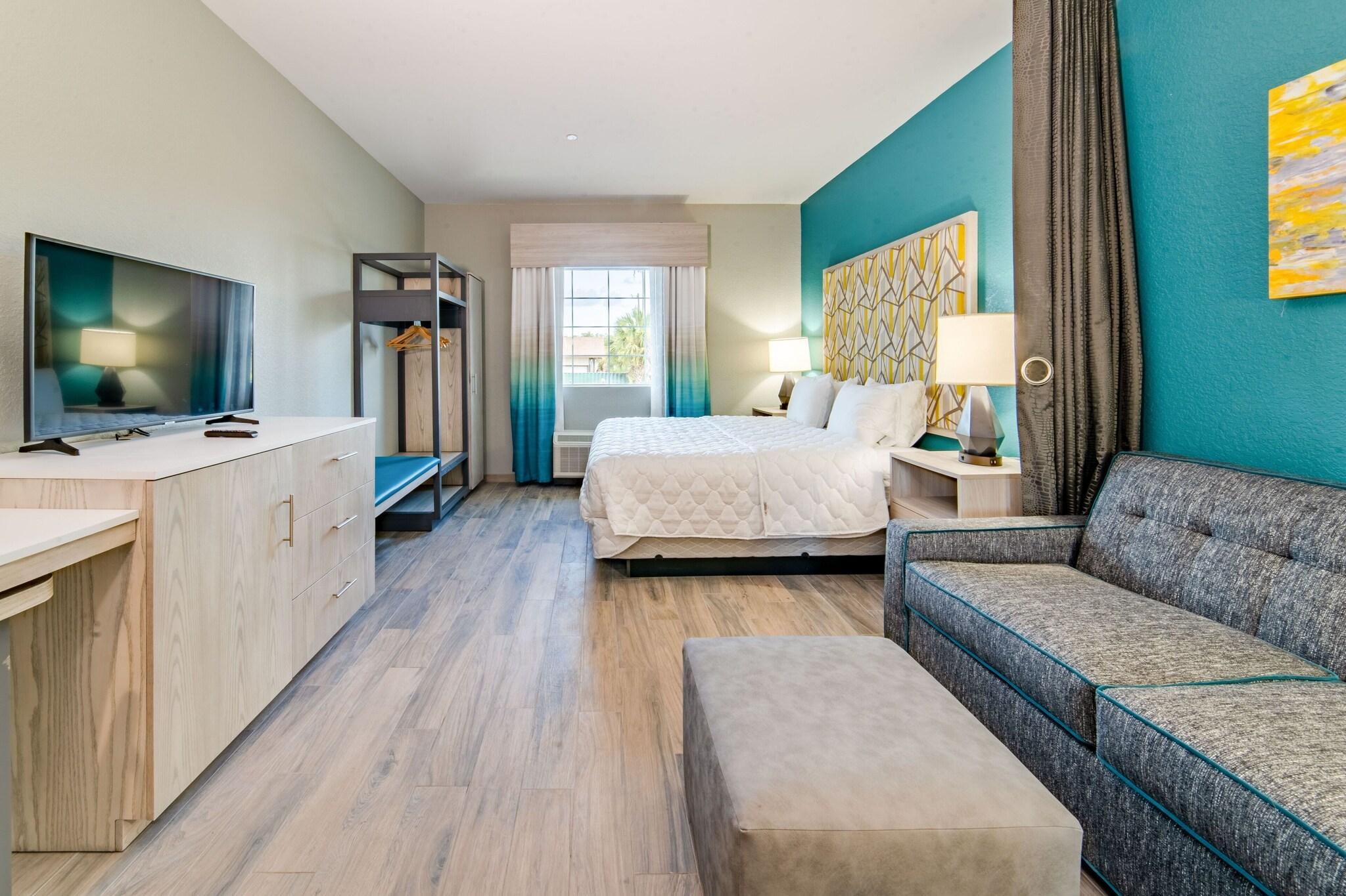 Suite with Kitchenette