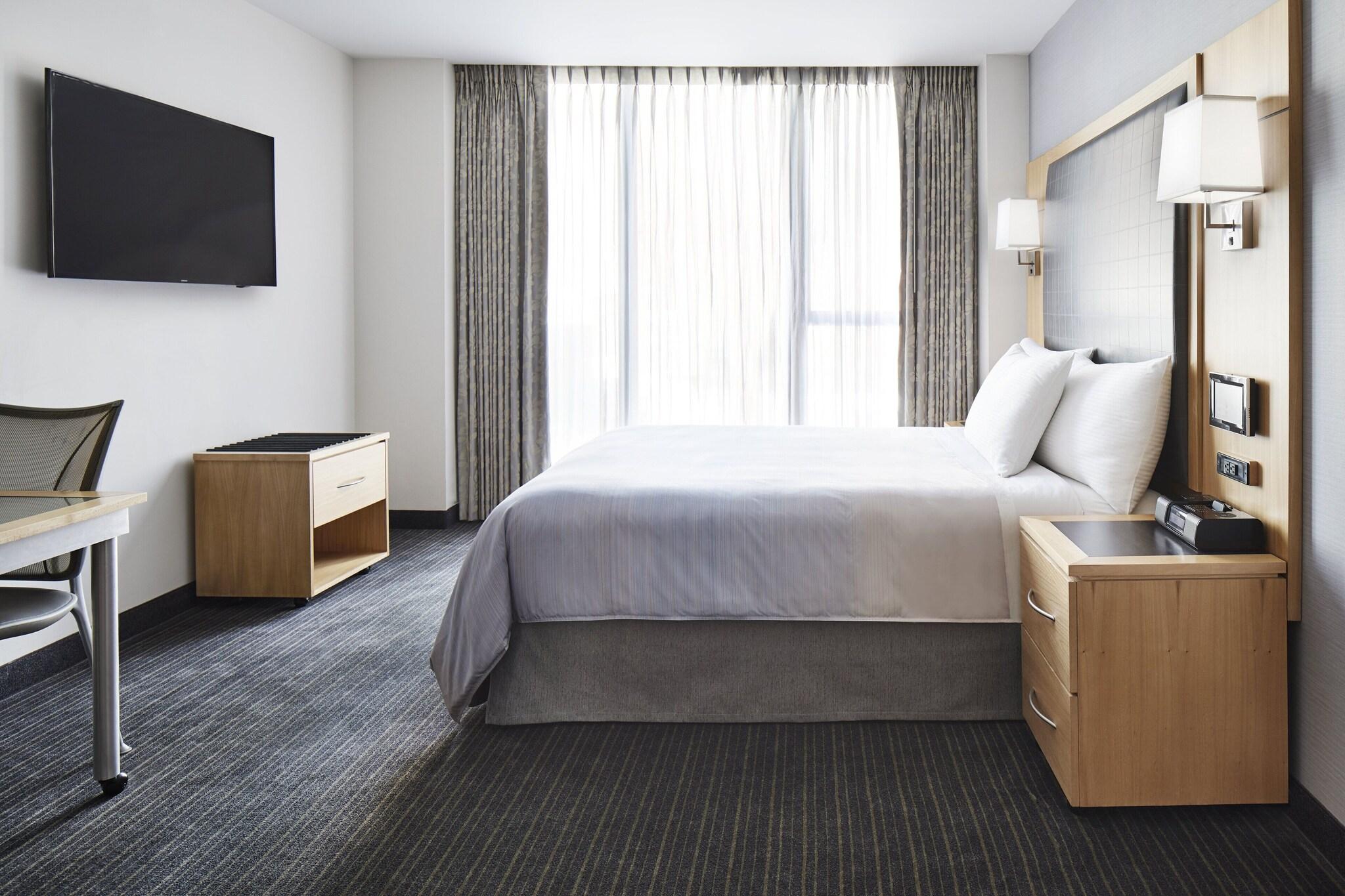 Double Accessible-queen Size Bed