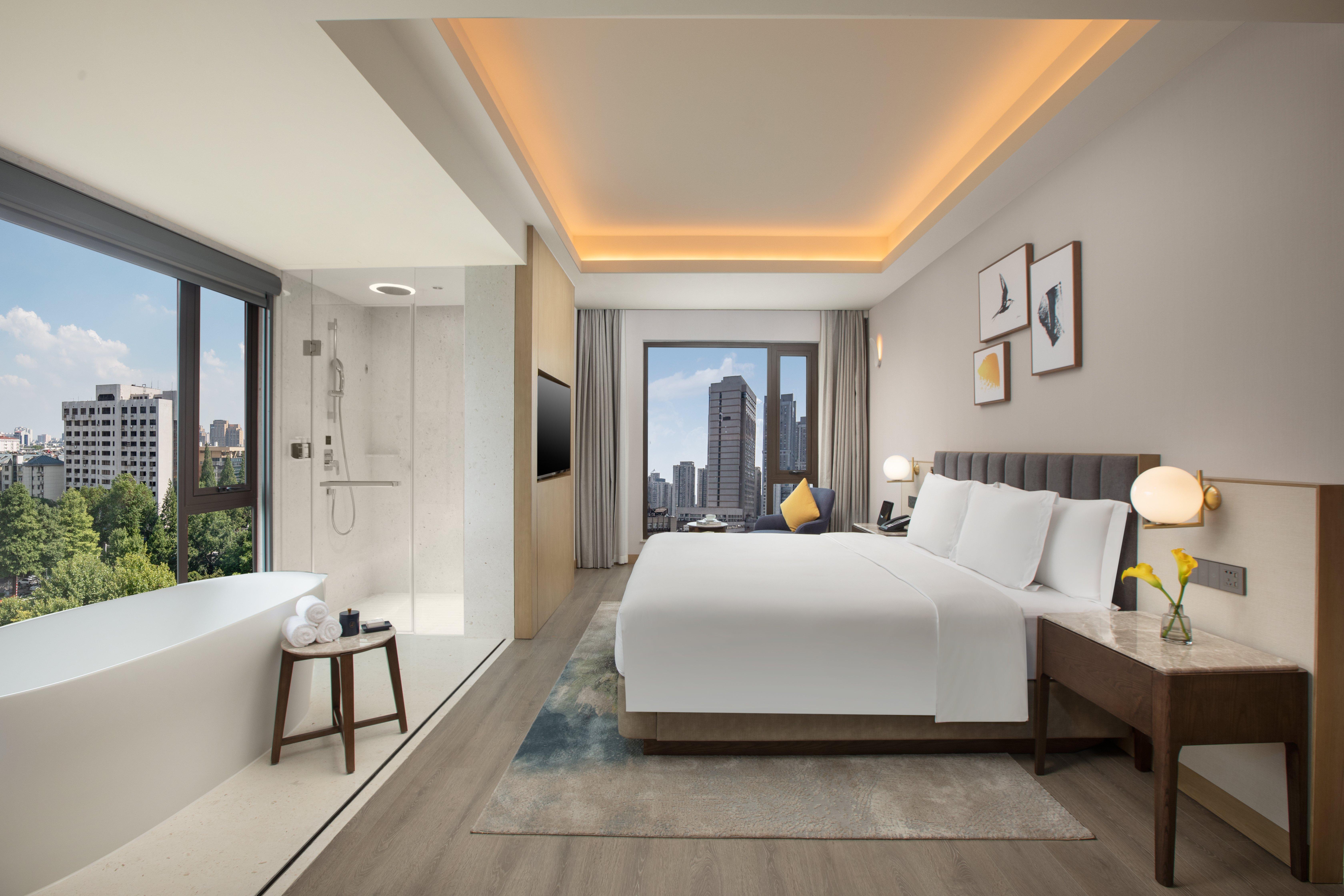 Suite King Bed One Bedroom 