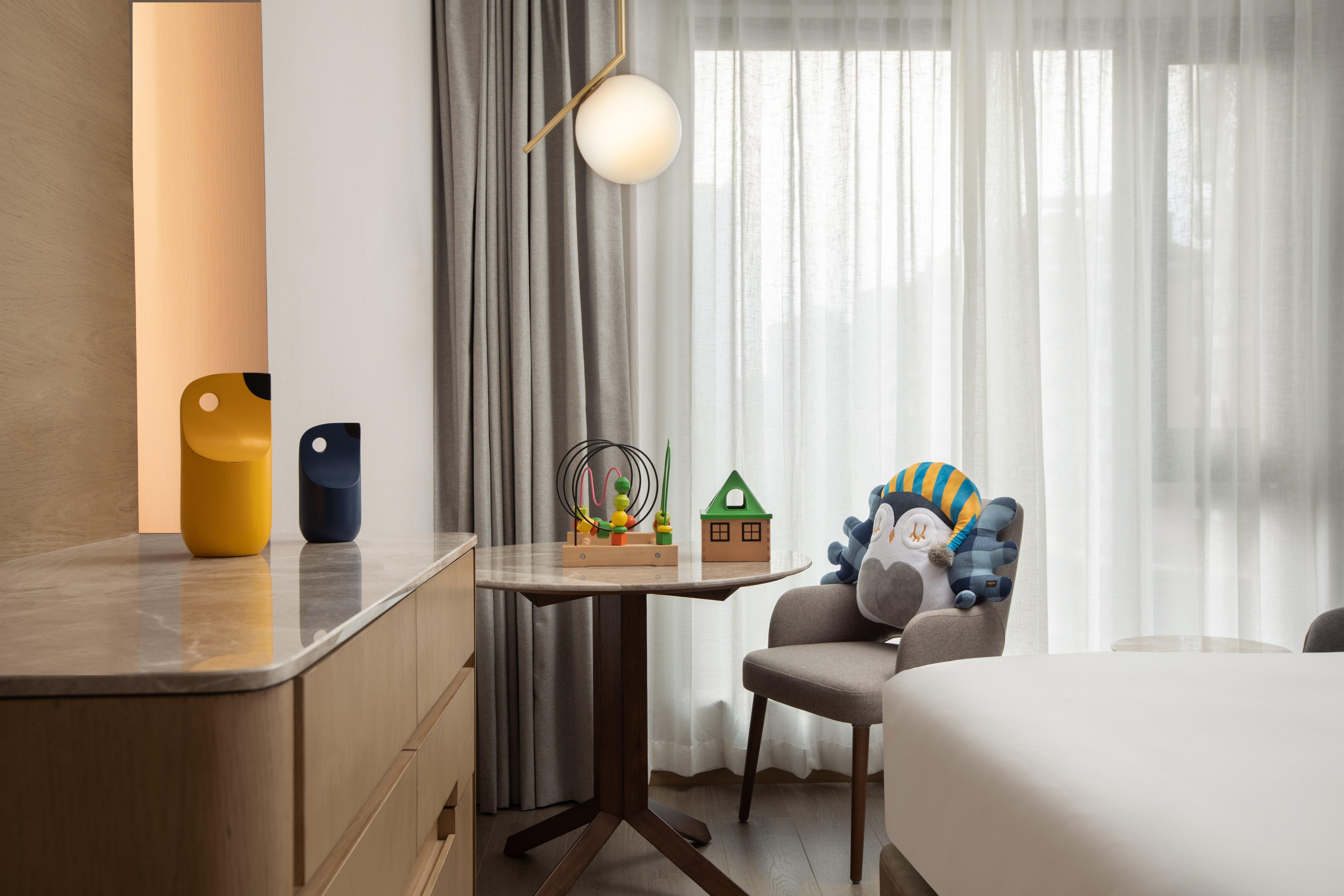 Double Premium Queen Bed