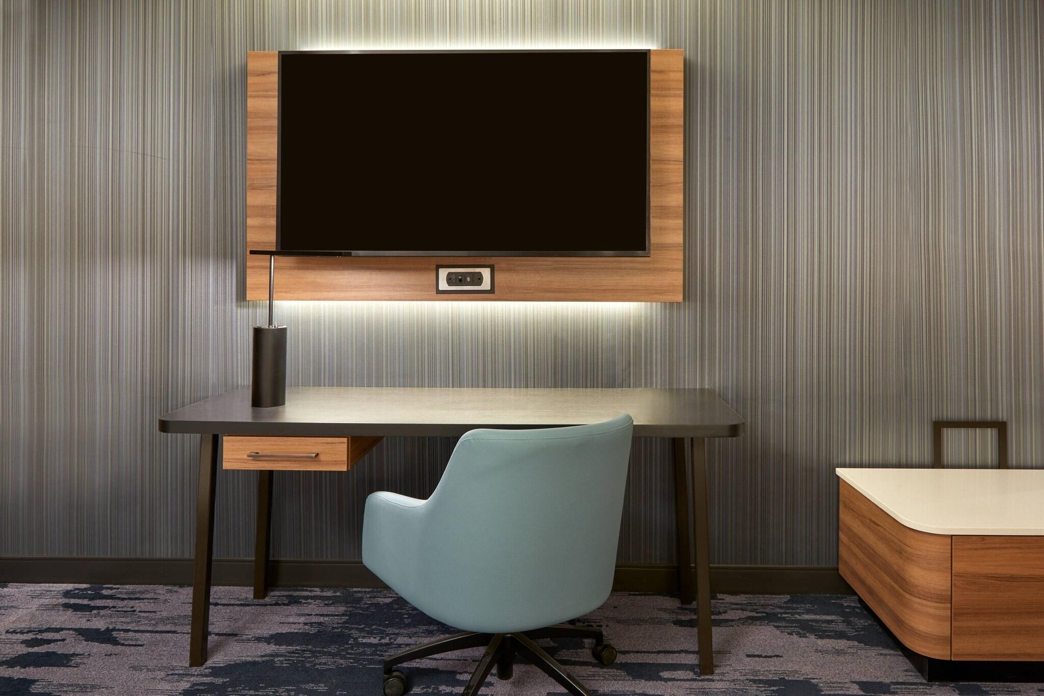 Quadruple Two Queen Beds