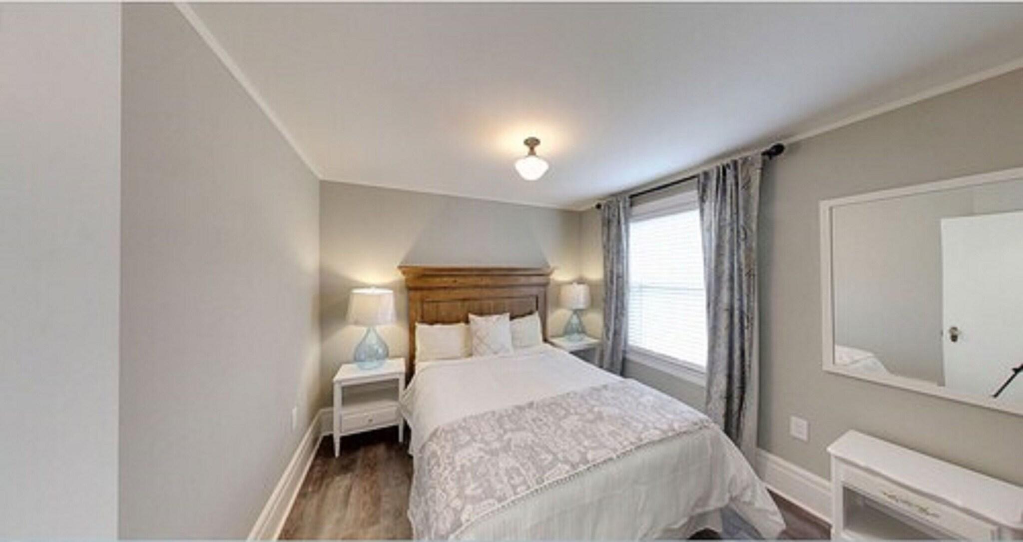 Double Classic Queen Bed