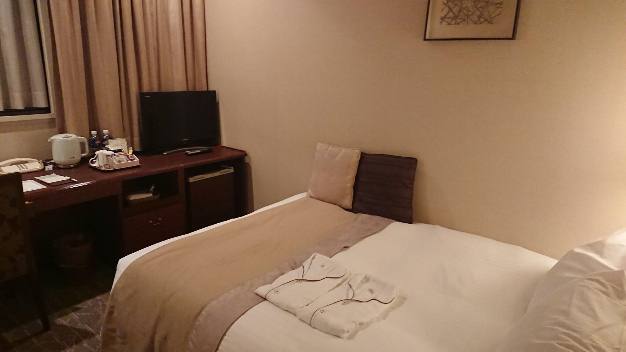 Double Economy Smoking