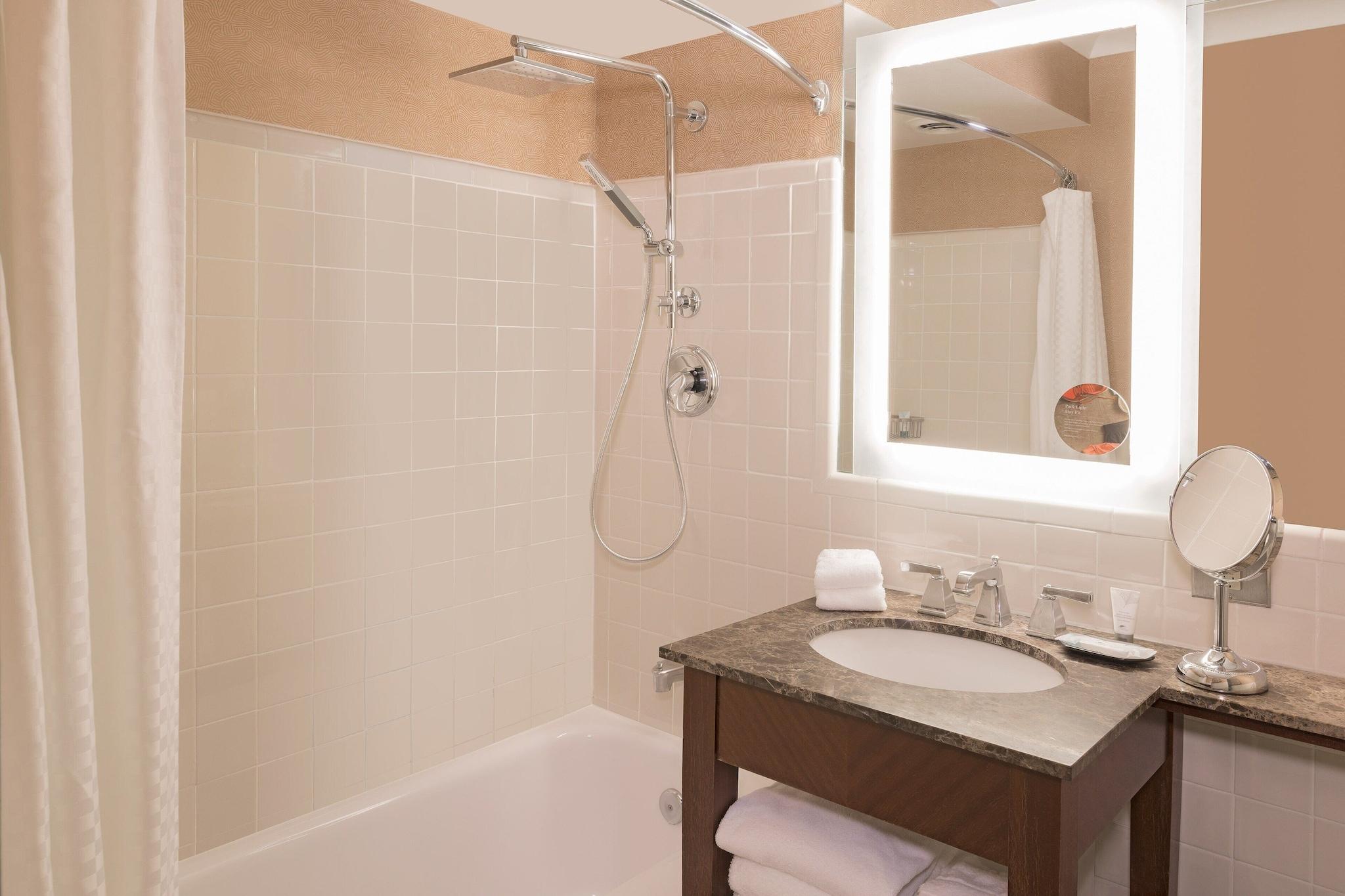 Double Premium with Views