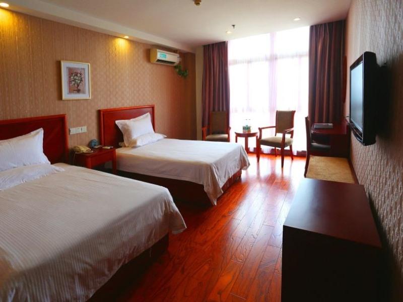 Family Room Standard