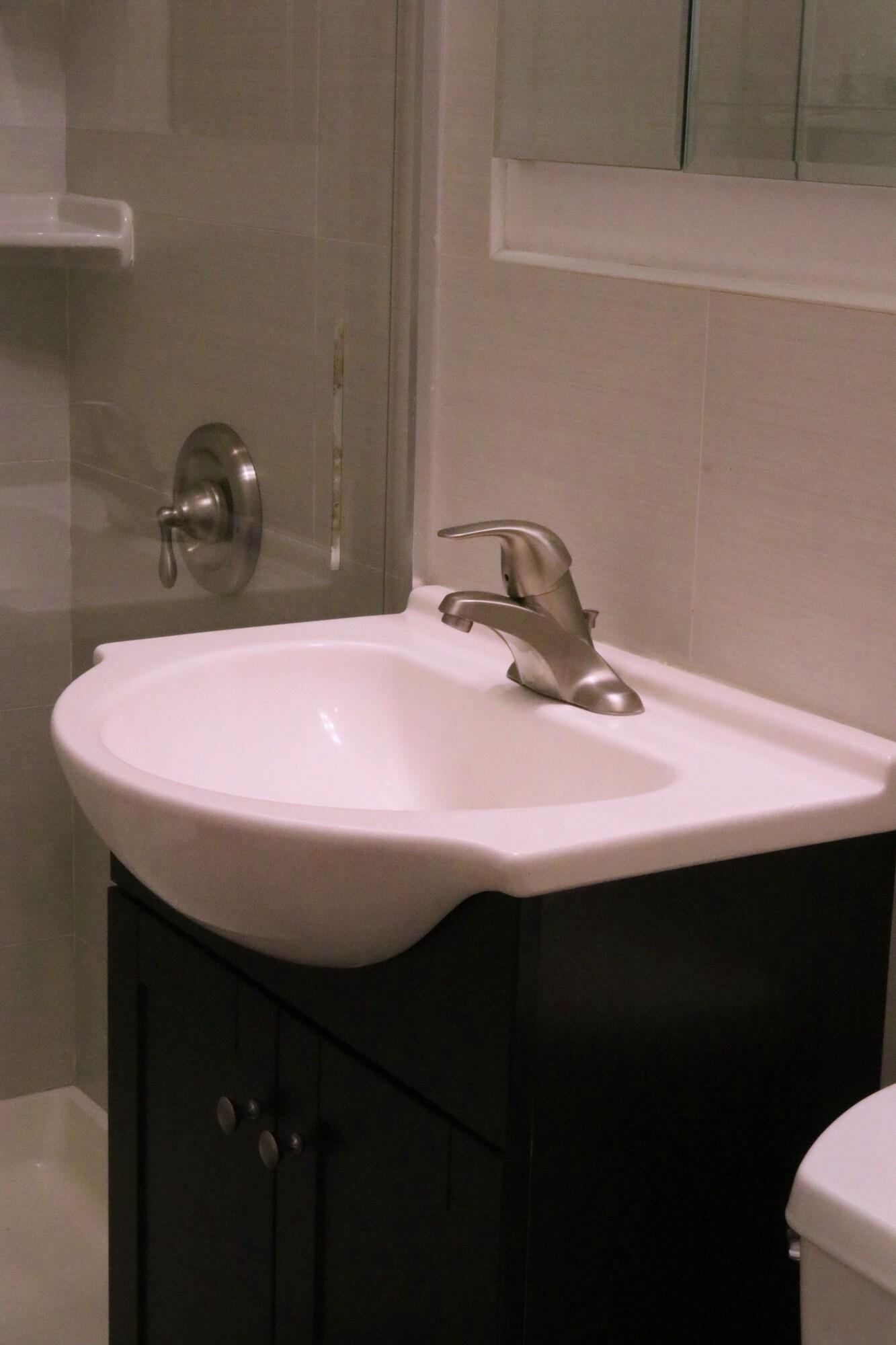 Studio Queen Size Bed