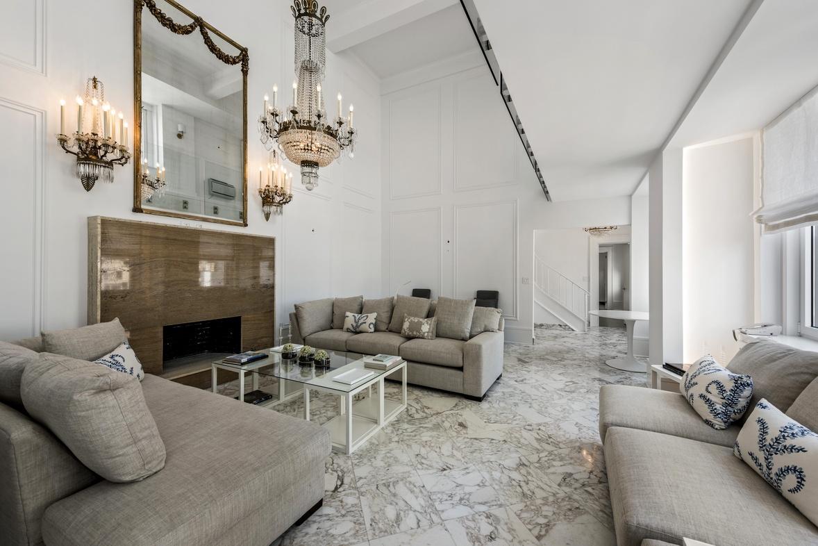 Room Penthouse