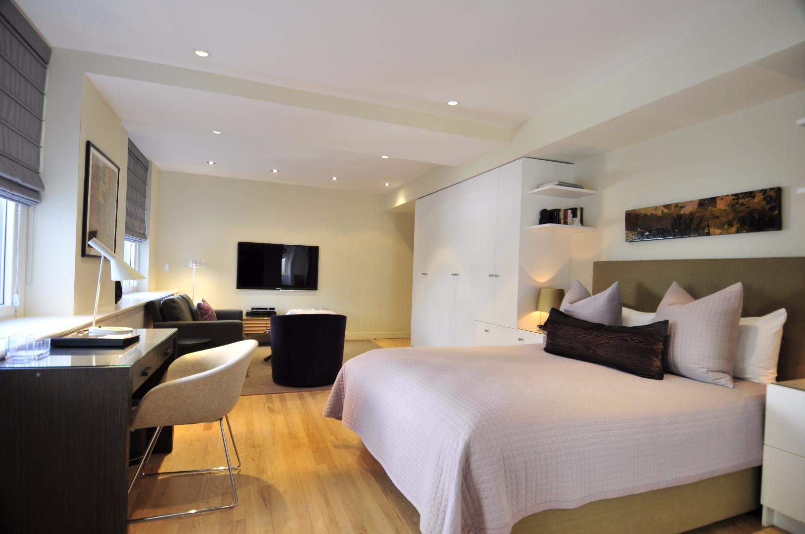 Studio King Size Bed