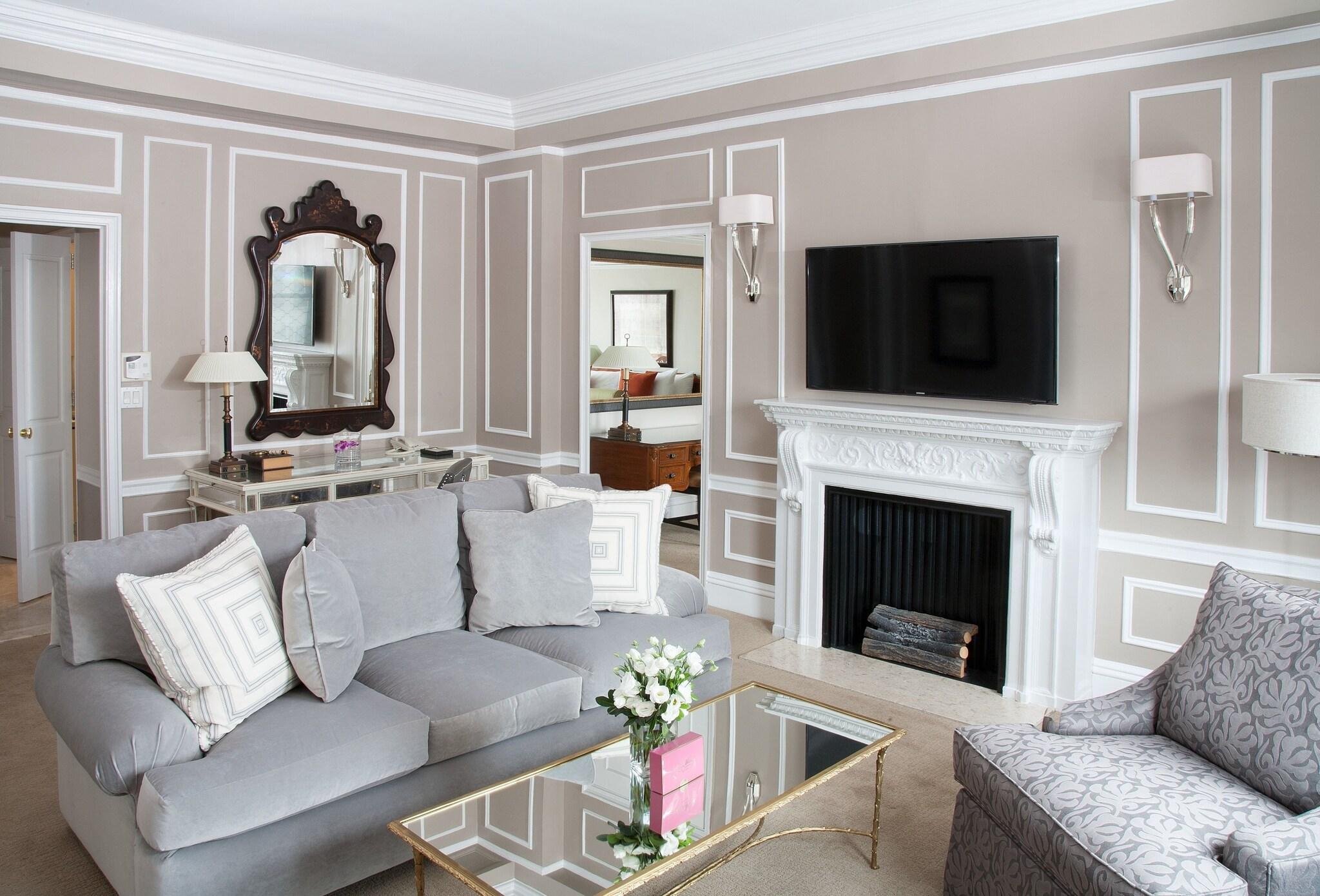 Suite City View King Bed