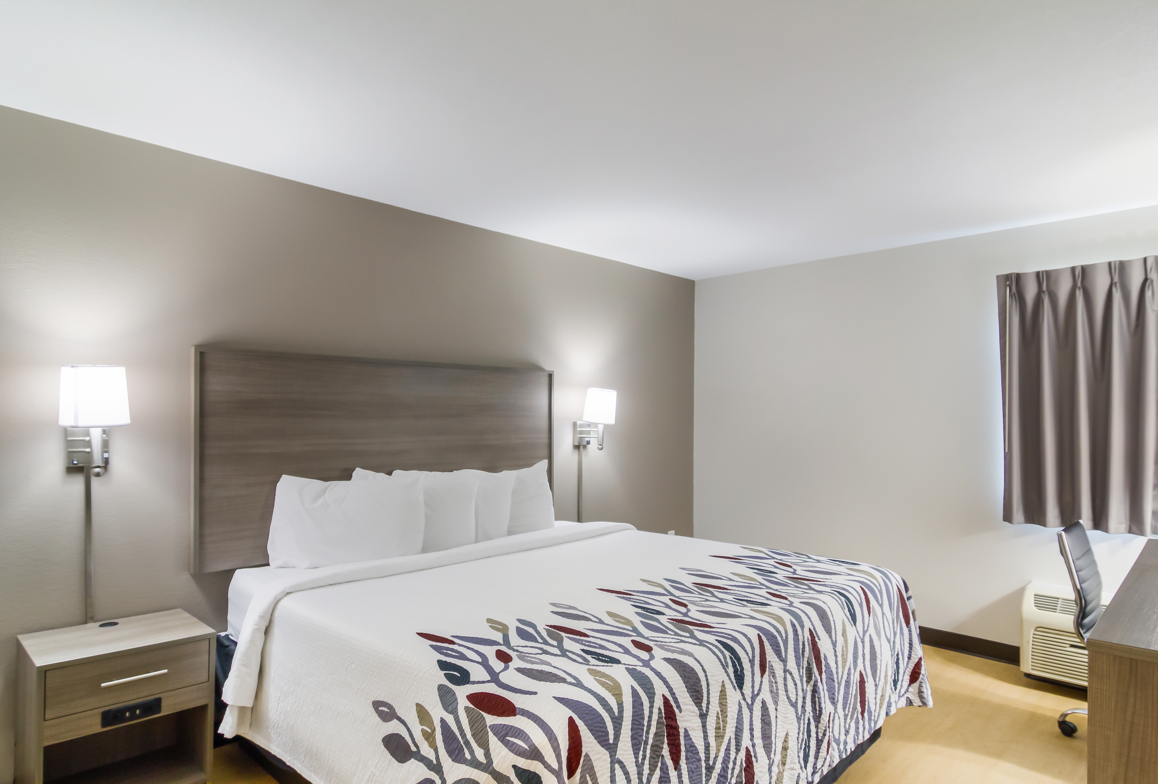 Double Deluxe King Bed